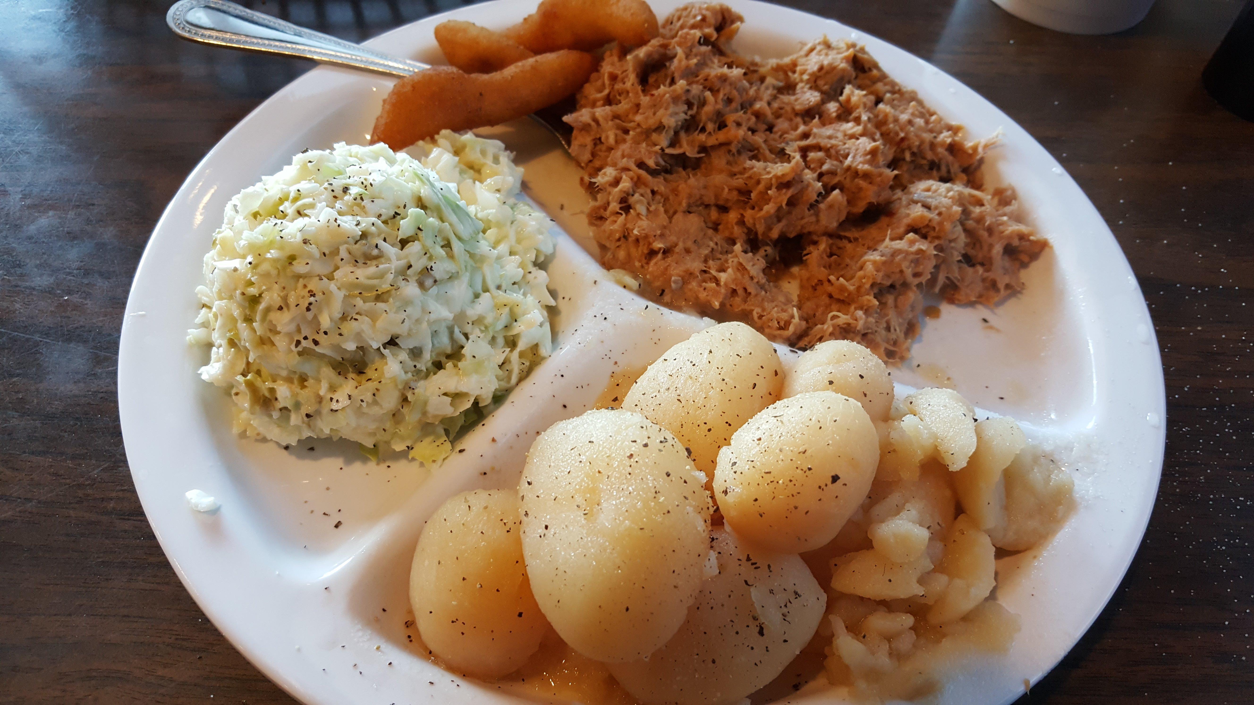 Skipper Forsyth's Bar-B-Q