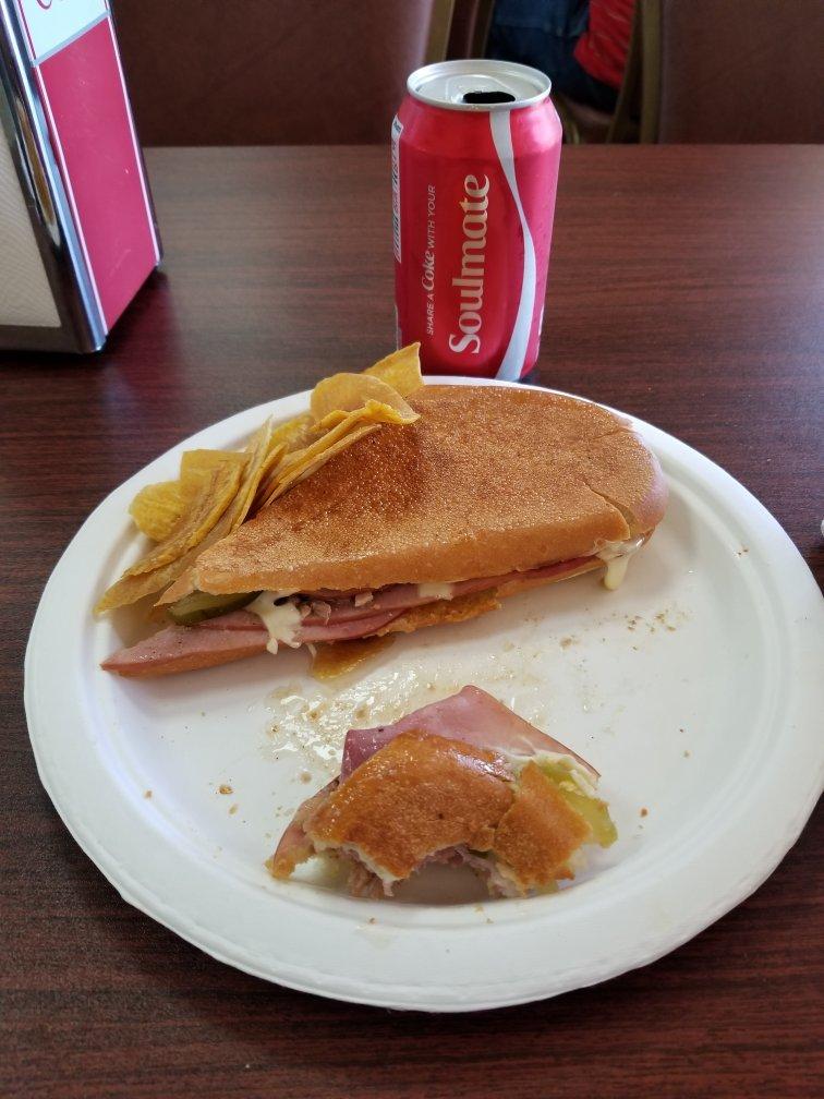 Los Pollos Rotisserie & Cuban Bakery