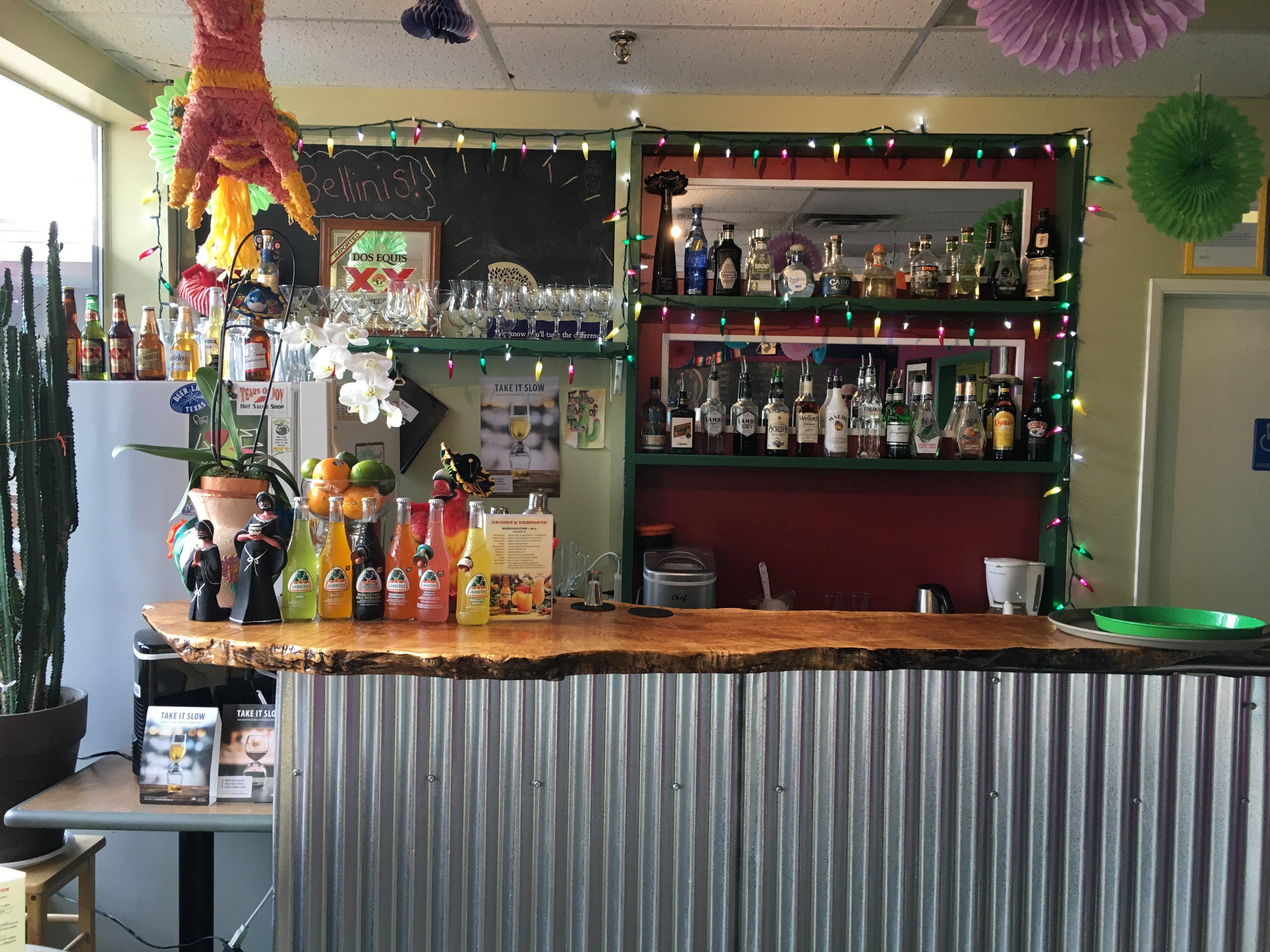 Iguanas Mexican Grill