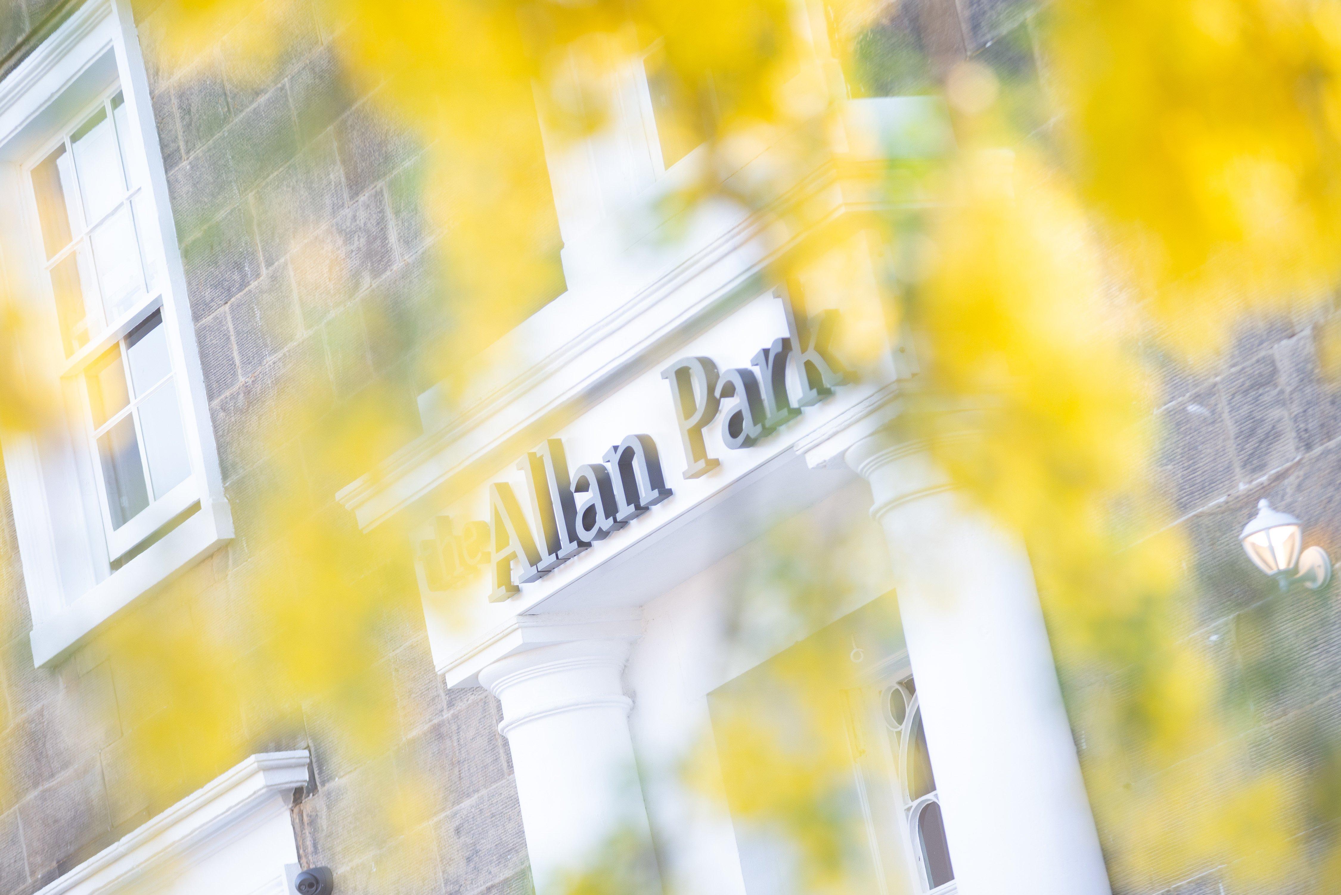 The Allan Park - Rooms