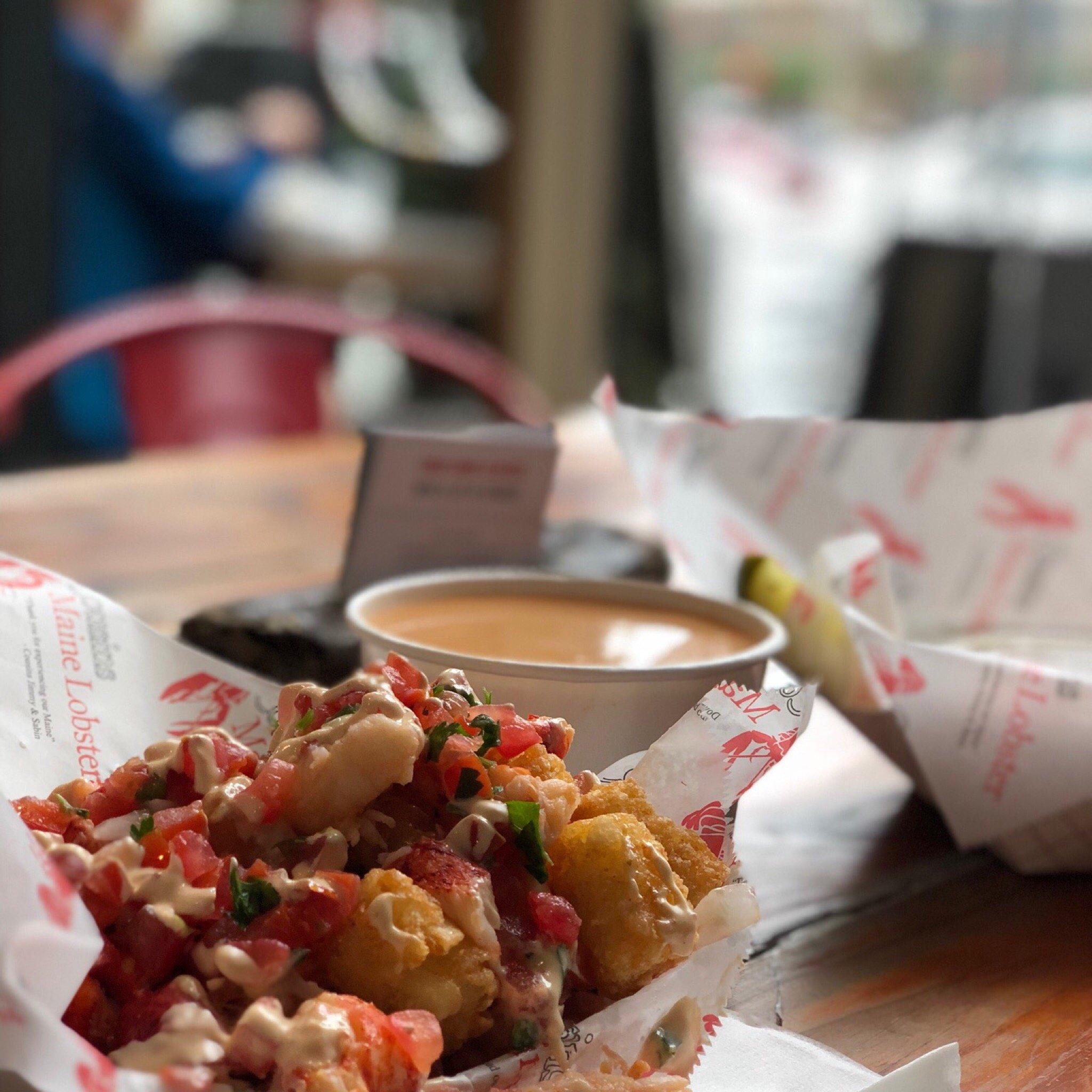 Photo by brucehollacet