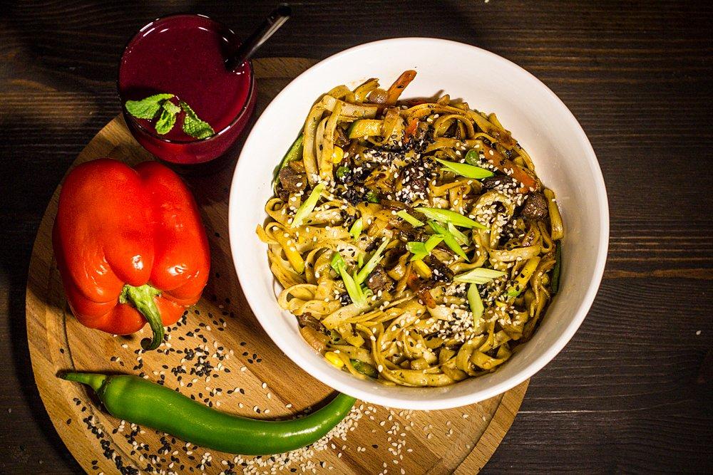 Dyadya. Kitchen & Bar