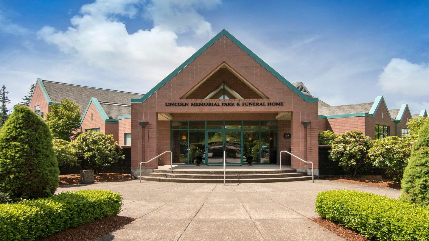 Lincoln Memorial Park & Funeral Home