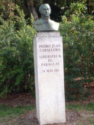 Buste de Pedro Juan de Caballero