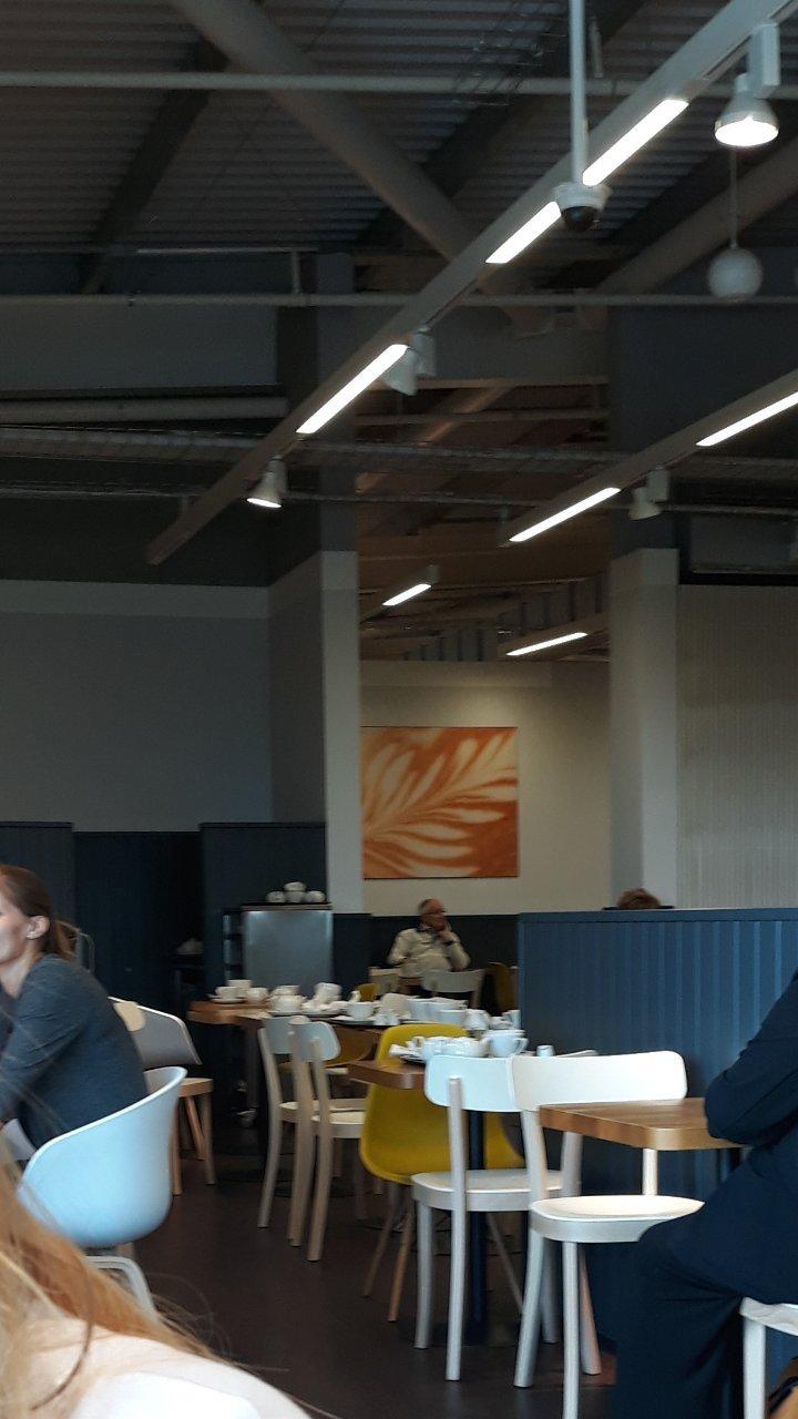 Marks and Spencer Cafe