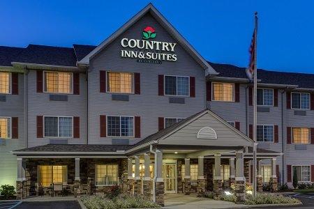 Country Inn & Suites by Radisson, Charleston South, WV