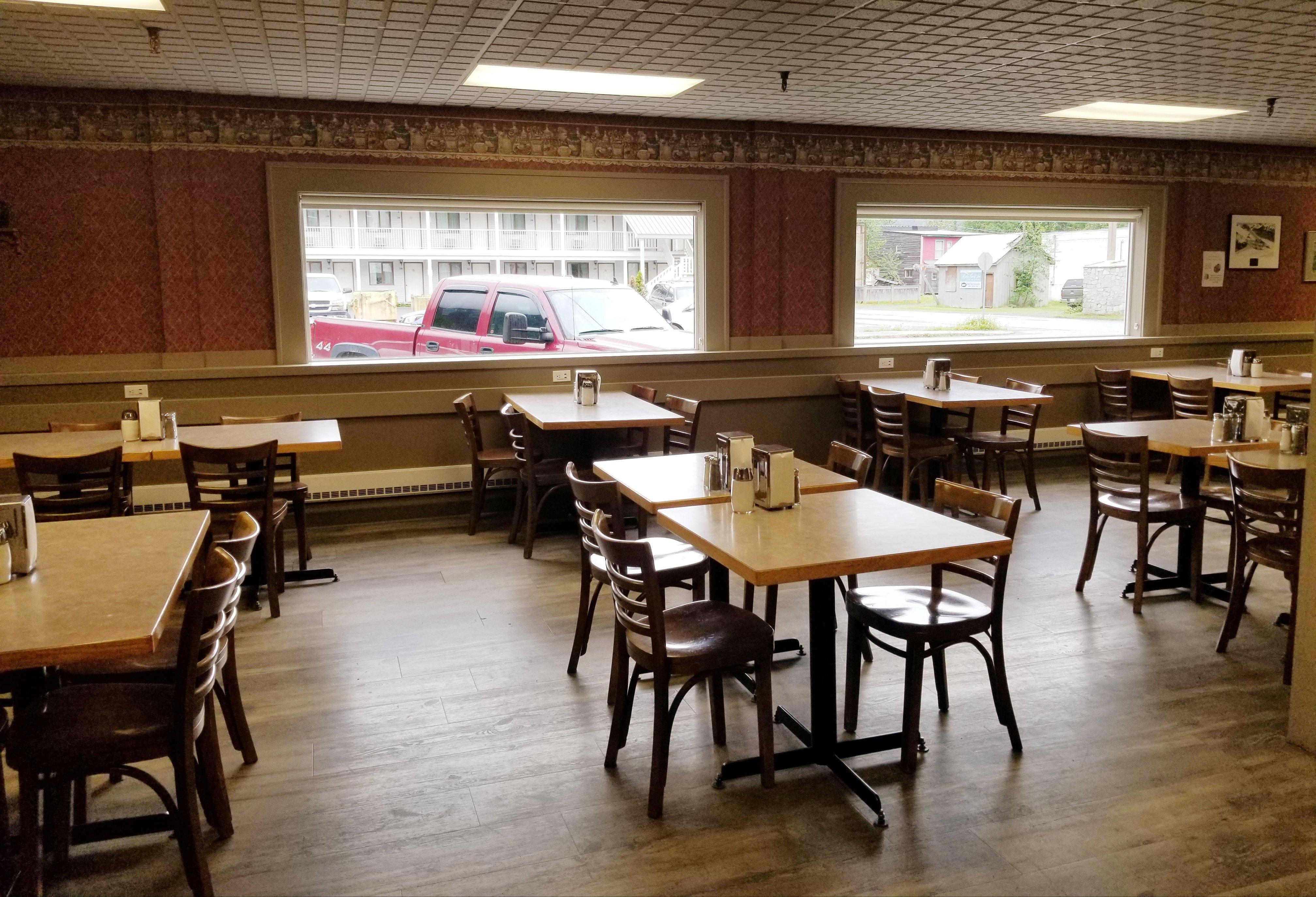 King's Table Dining Room