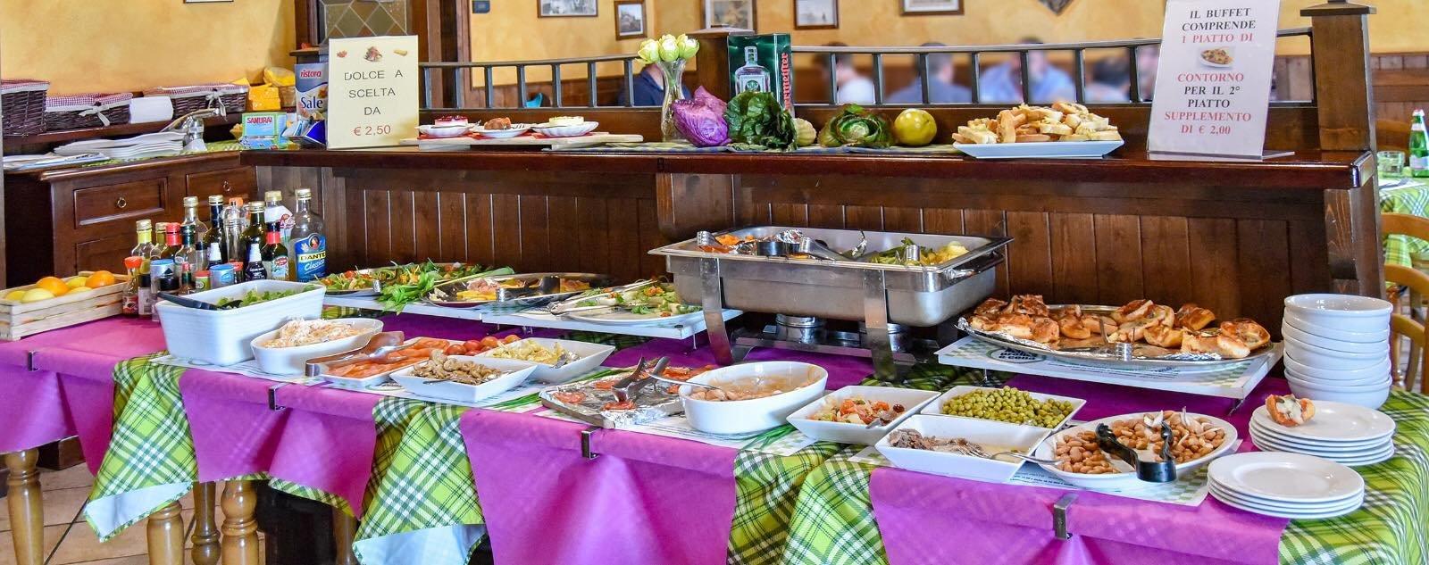 HALF CROWN RISTO PUB PIZZERIA