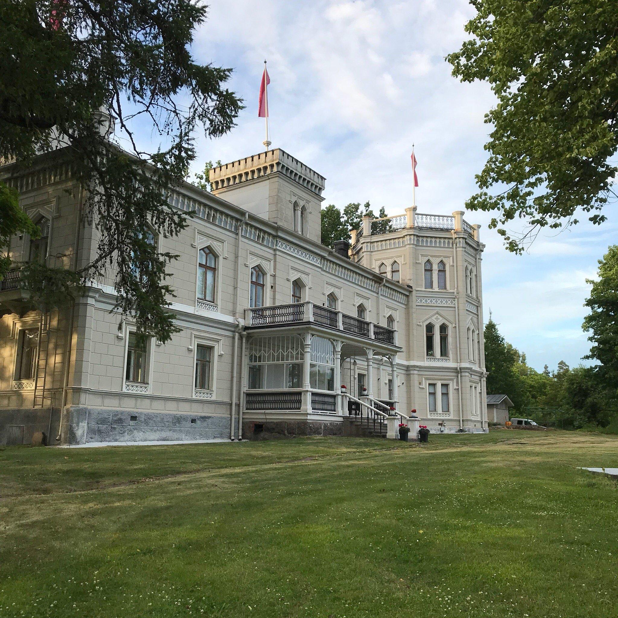 Manor Hotel Karhulan Hovi