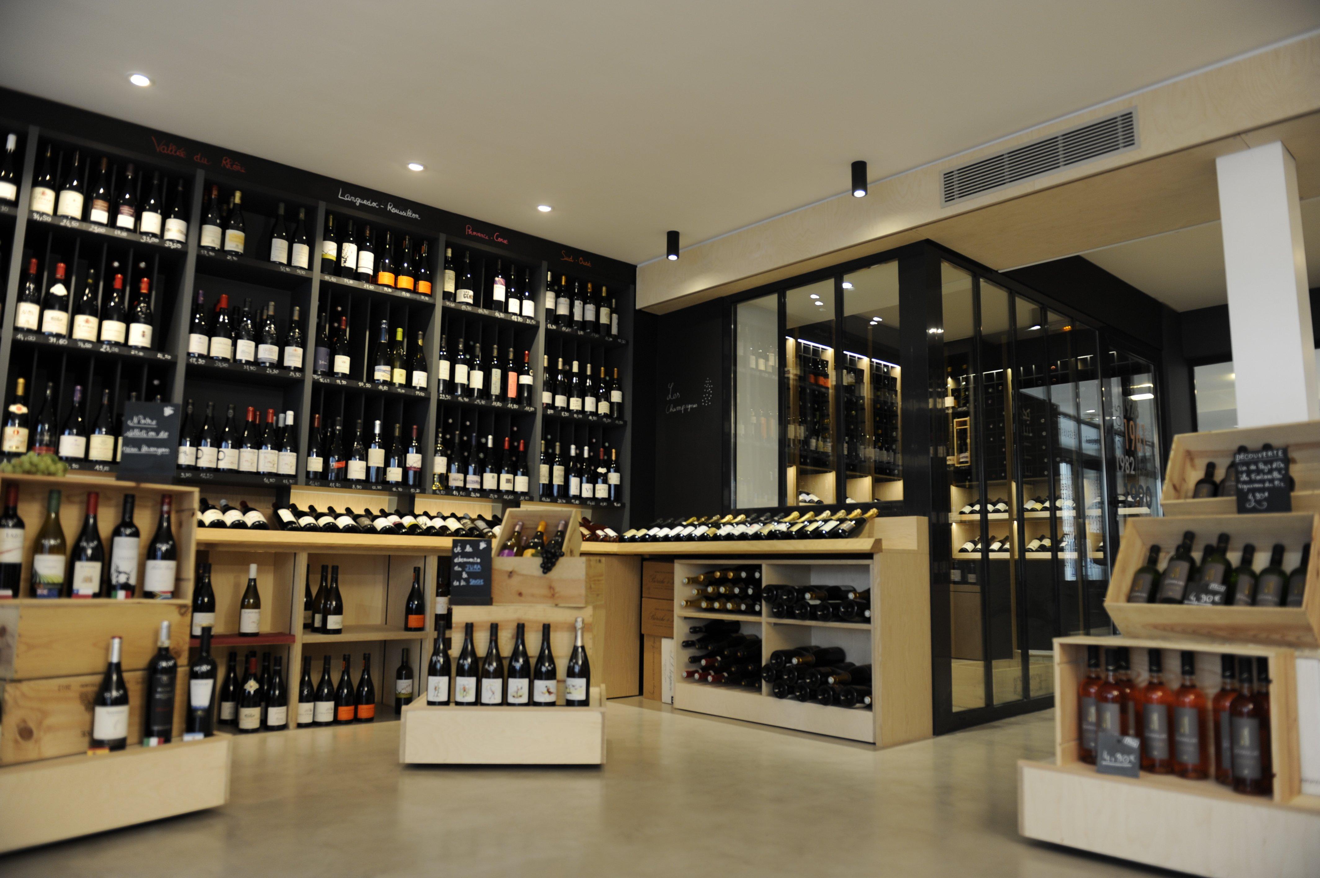 Le Vingt-Deux Bar à vin et Caviste