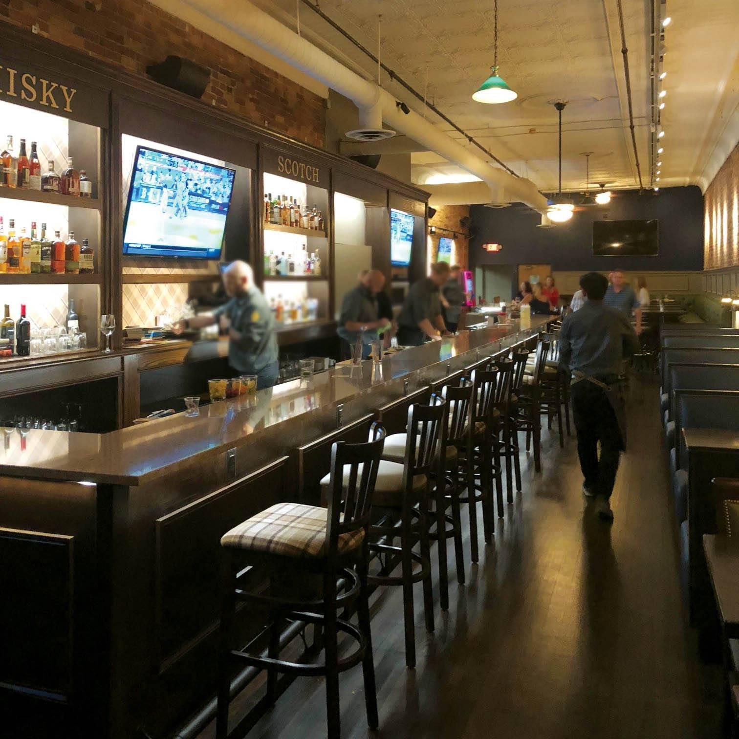 Mac's Proper Pub