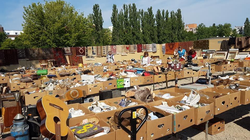 Mauerpark Flea Market