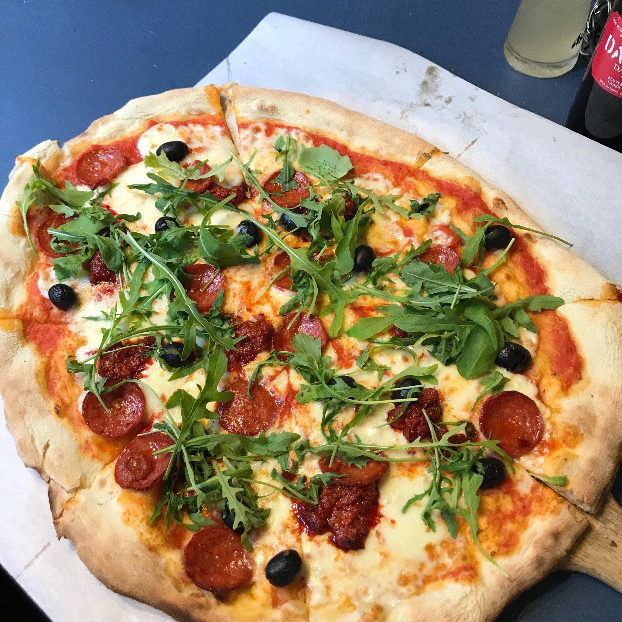 Giovanni's Caffè and Pizzeria