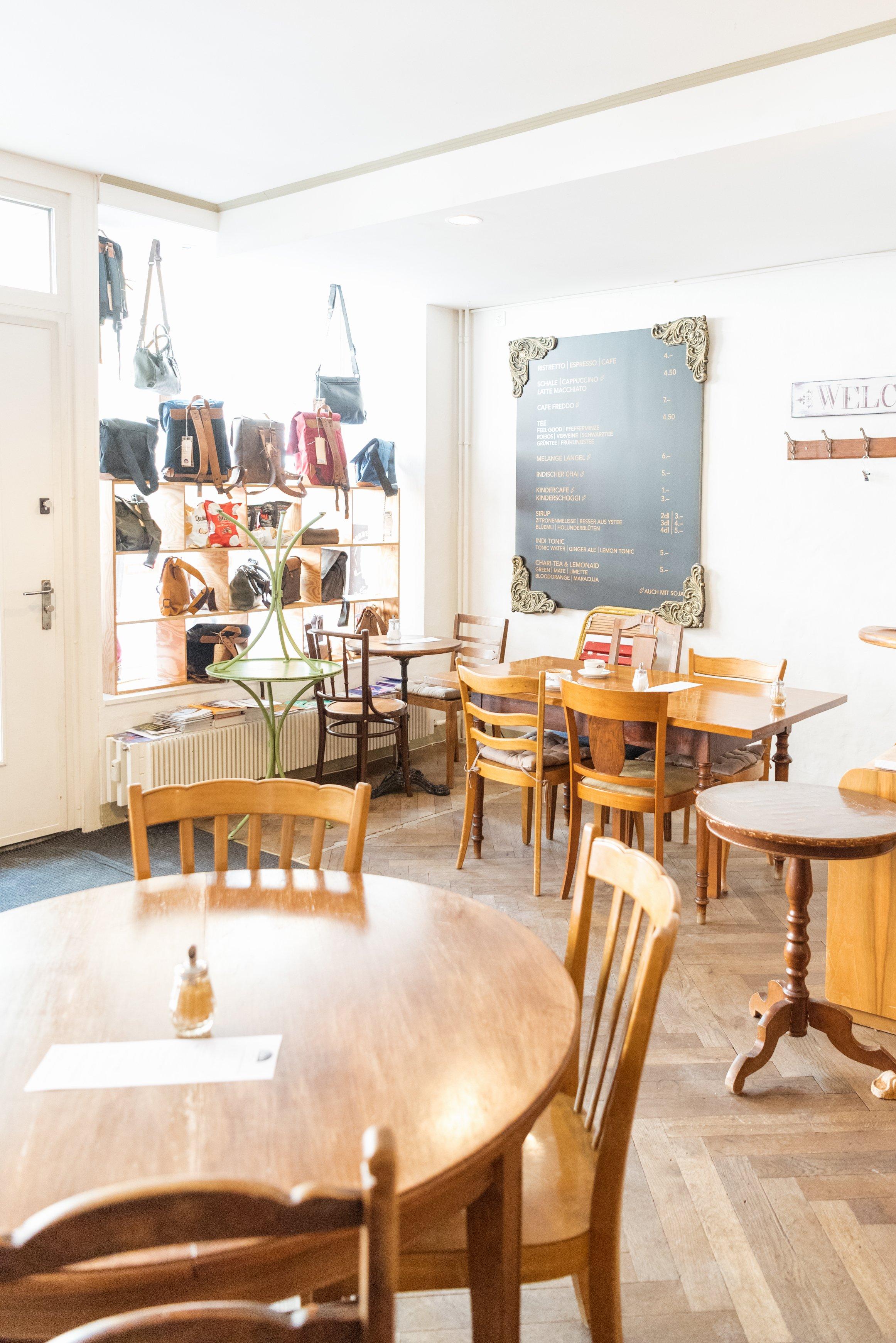 Edu's Coffee & Clothes