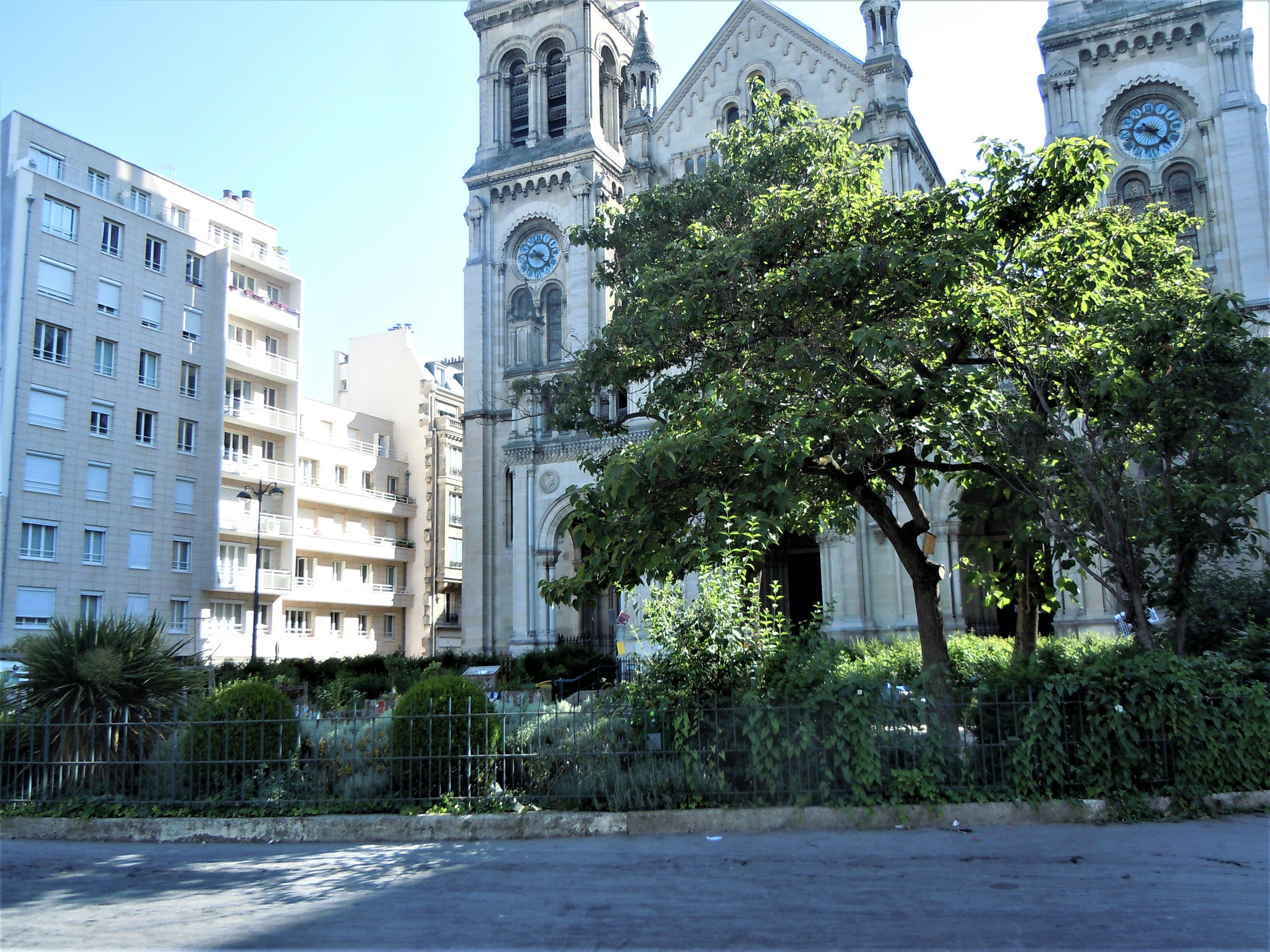 Square des Moines de Tibhirine