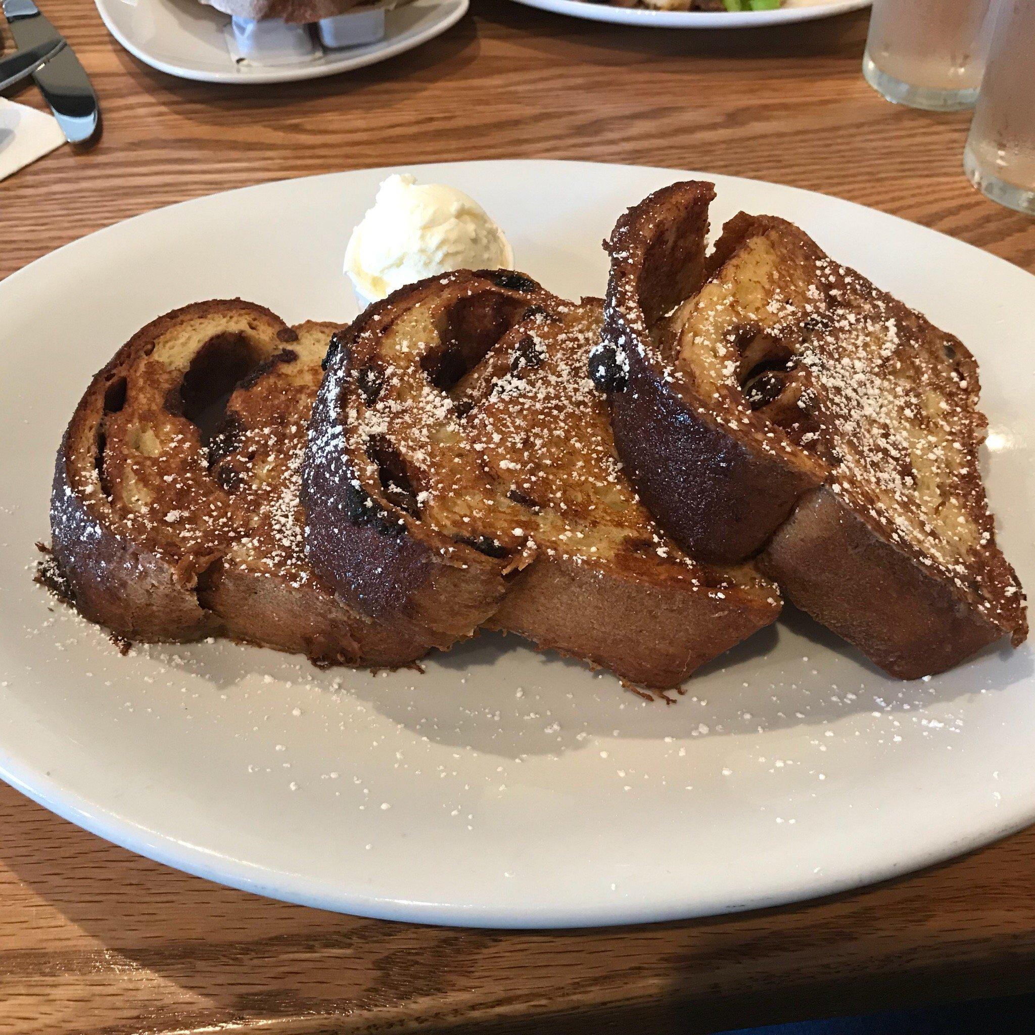 Apple Walnut Café
