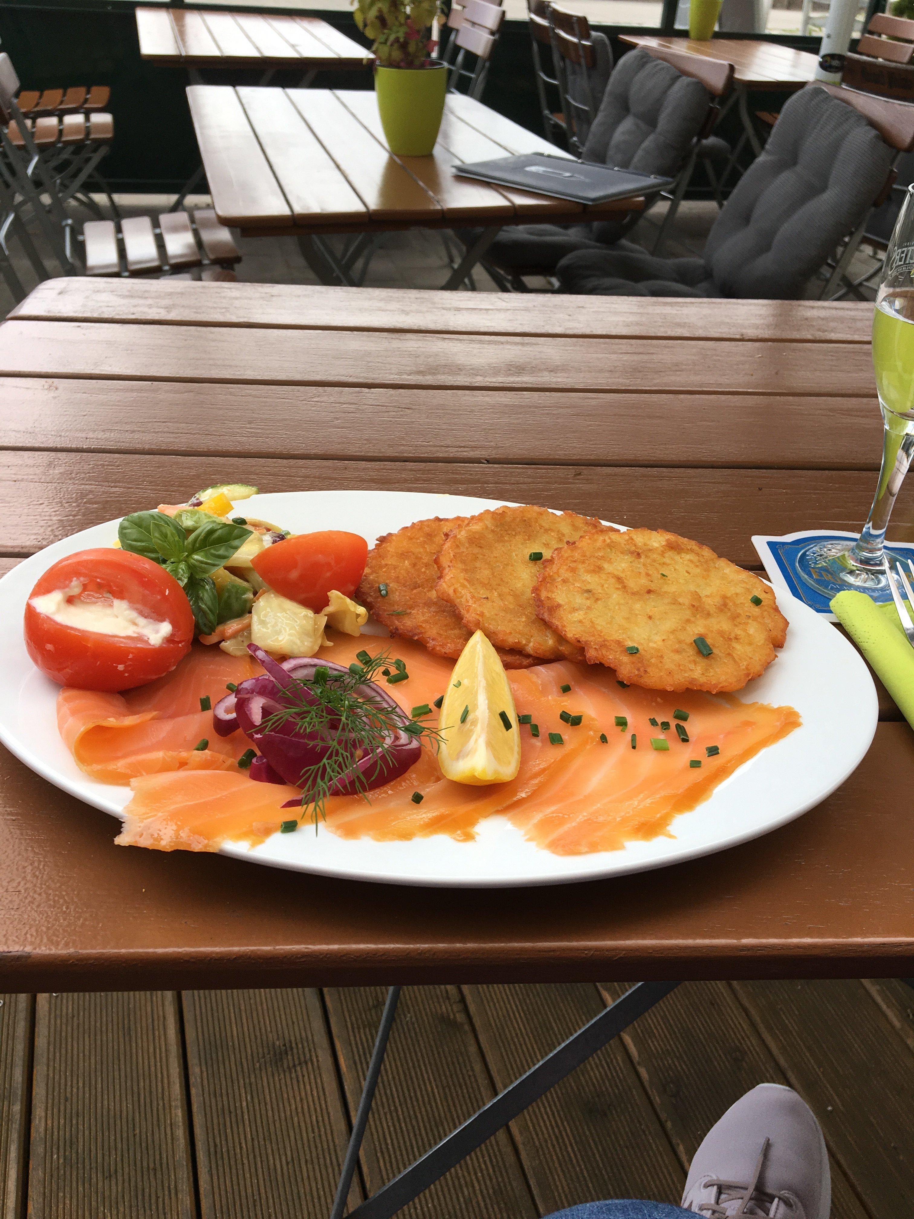 Port 19 - Meat & Moore