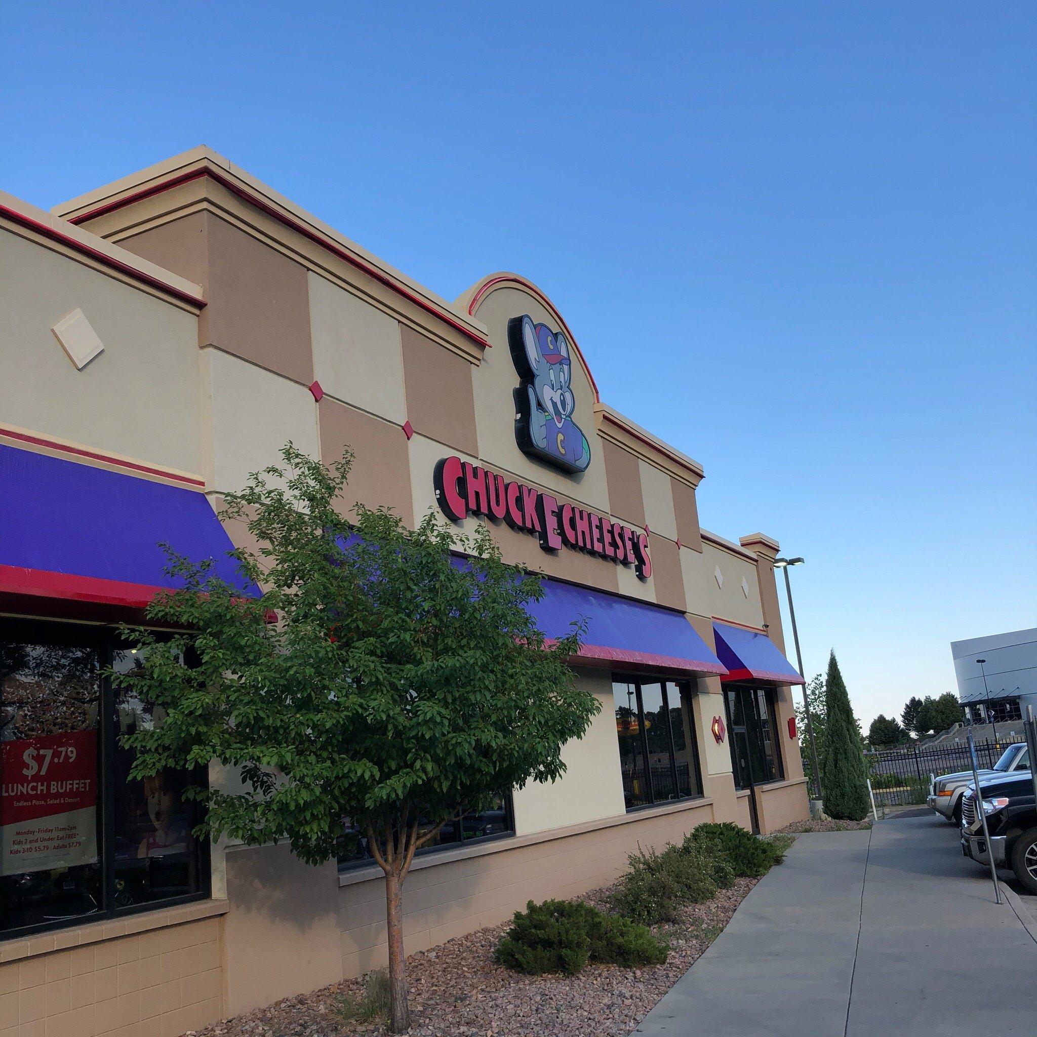 Chuck E Cheese's