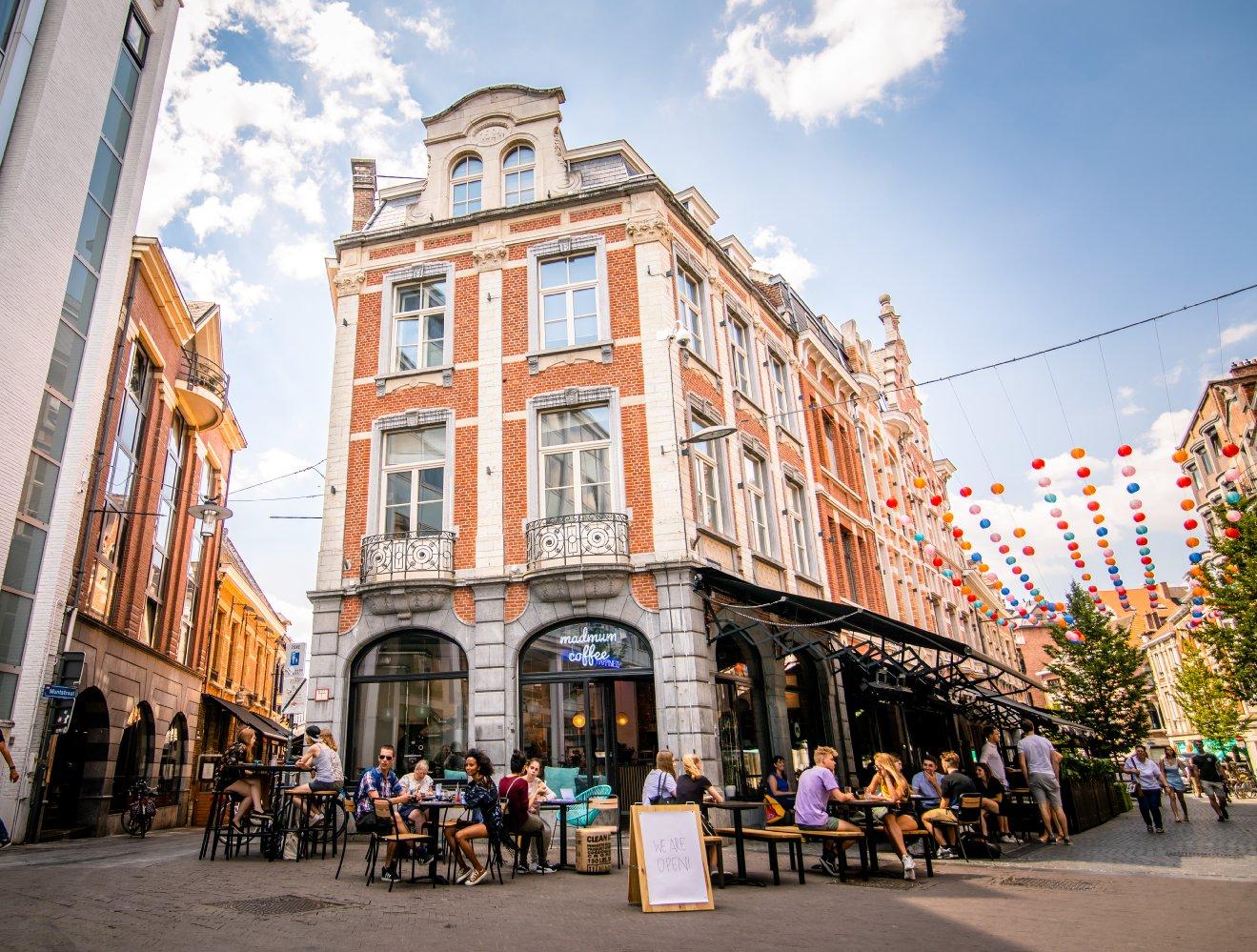 Madmum Coffee Roastery & Bar Tiensestraat