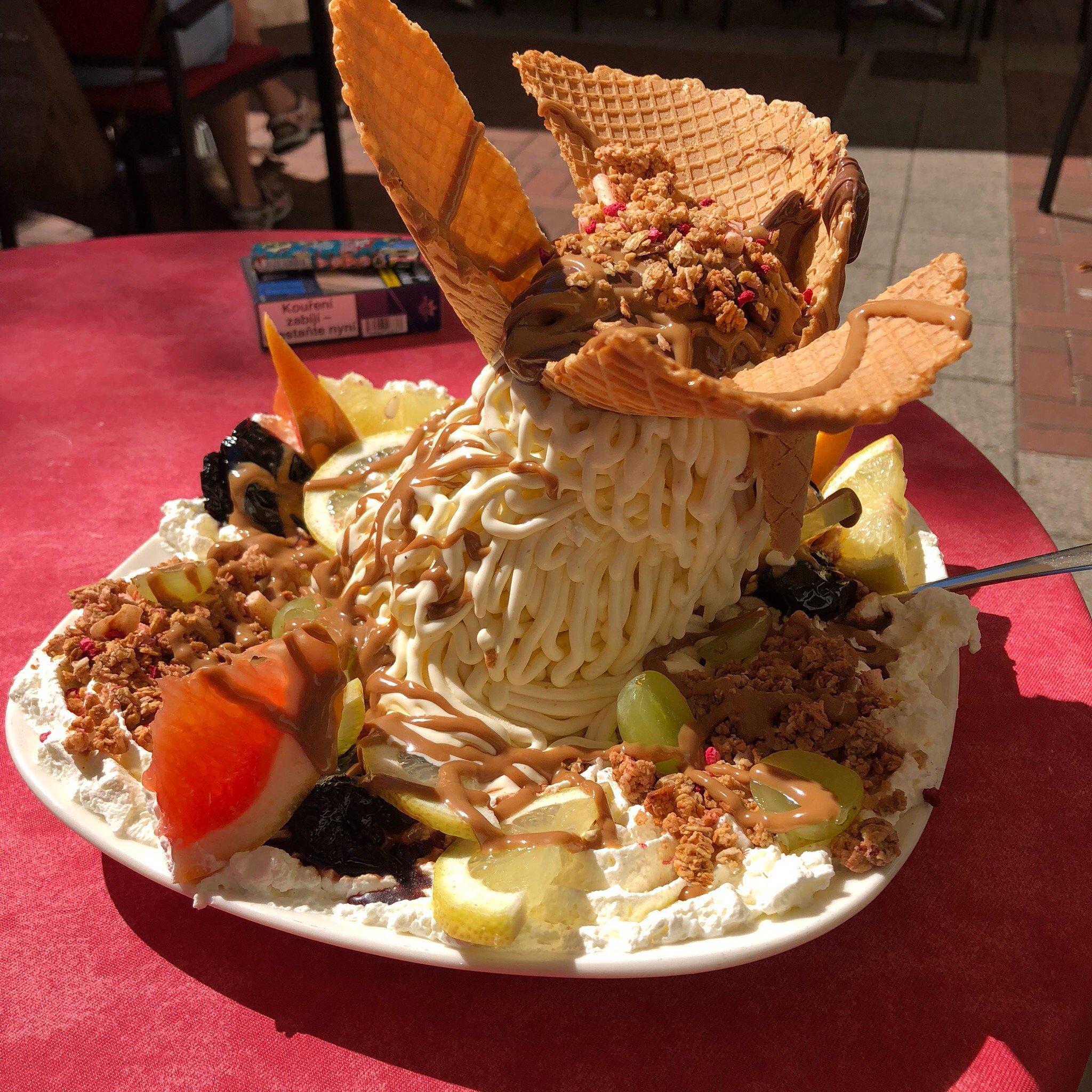 Eiscafe Claudio Eisdiele Ratingen