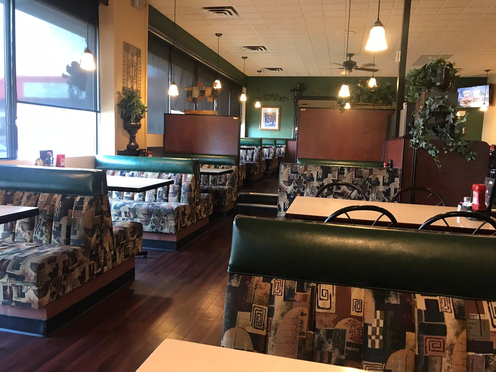 Humpty's Big Plate Diner - Saskatoon