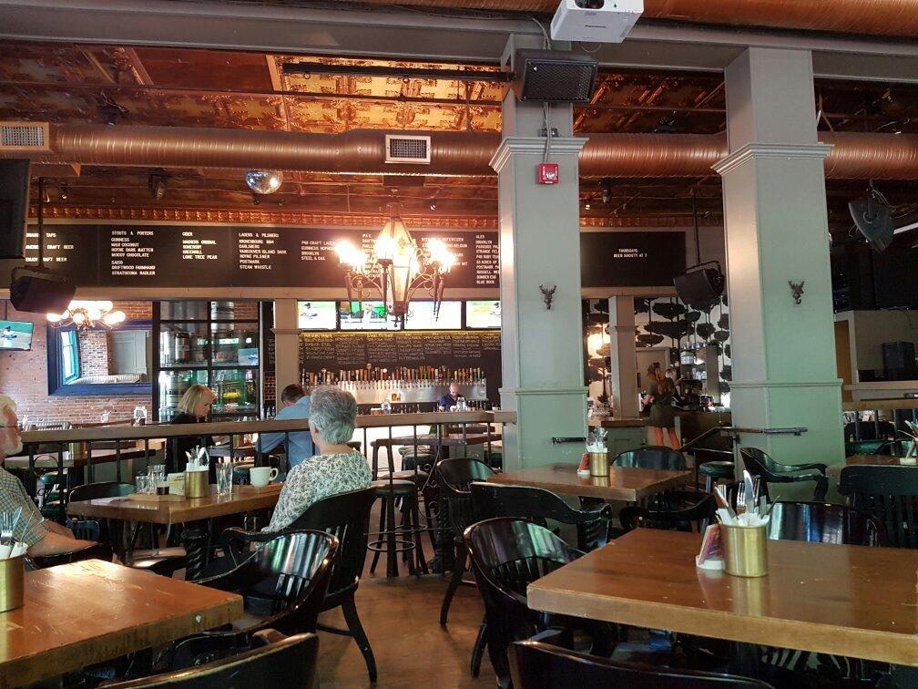 The Lamplighter Public House