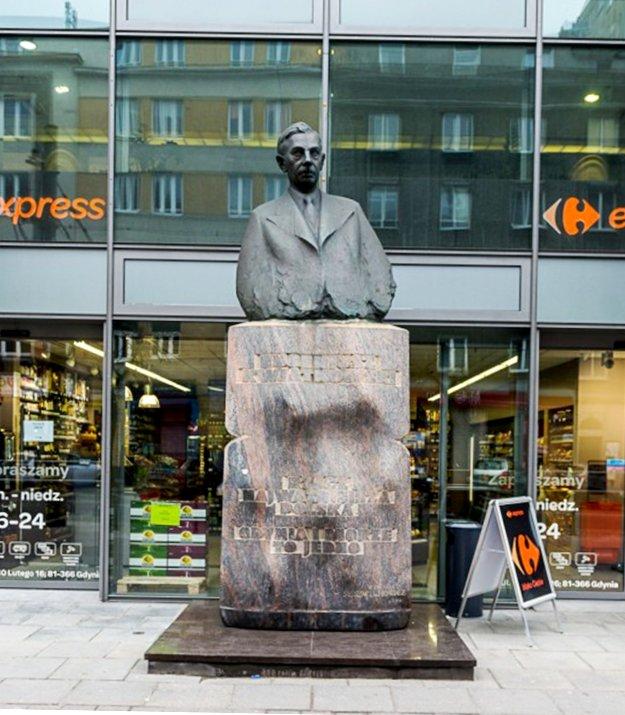 Pomnik Kwiatkowskiego