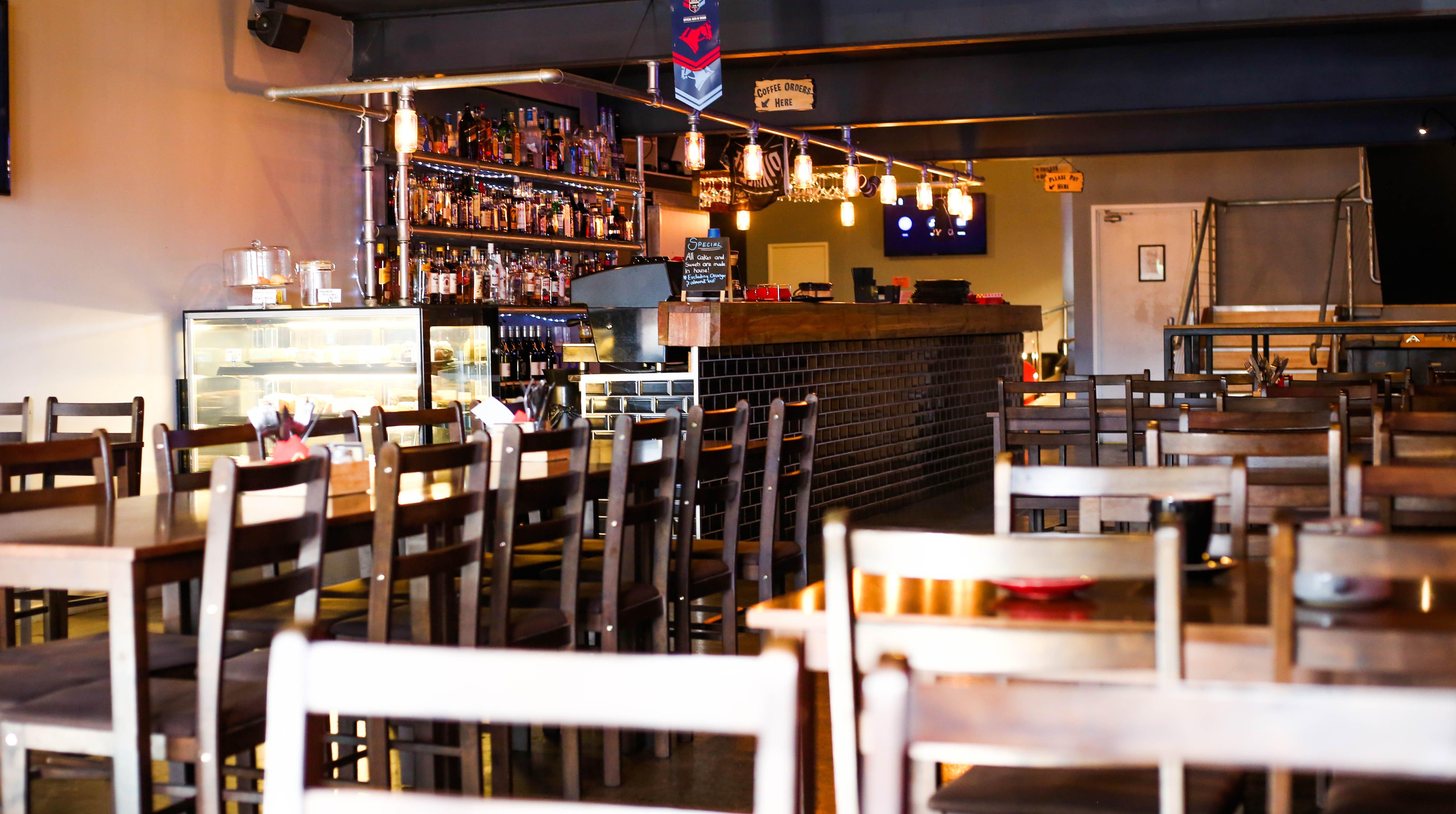 Cottone's Restaurant/Bar/Cafe