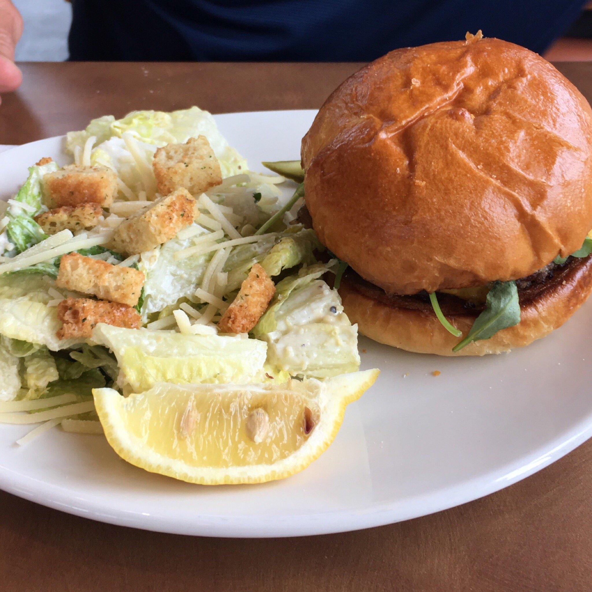 Falcon Lake Golf Course