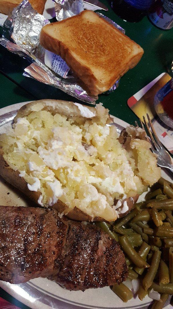 Grumpy's/Dixons Fixins