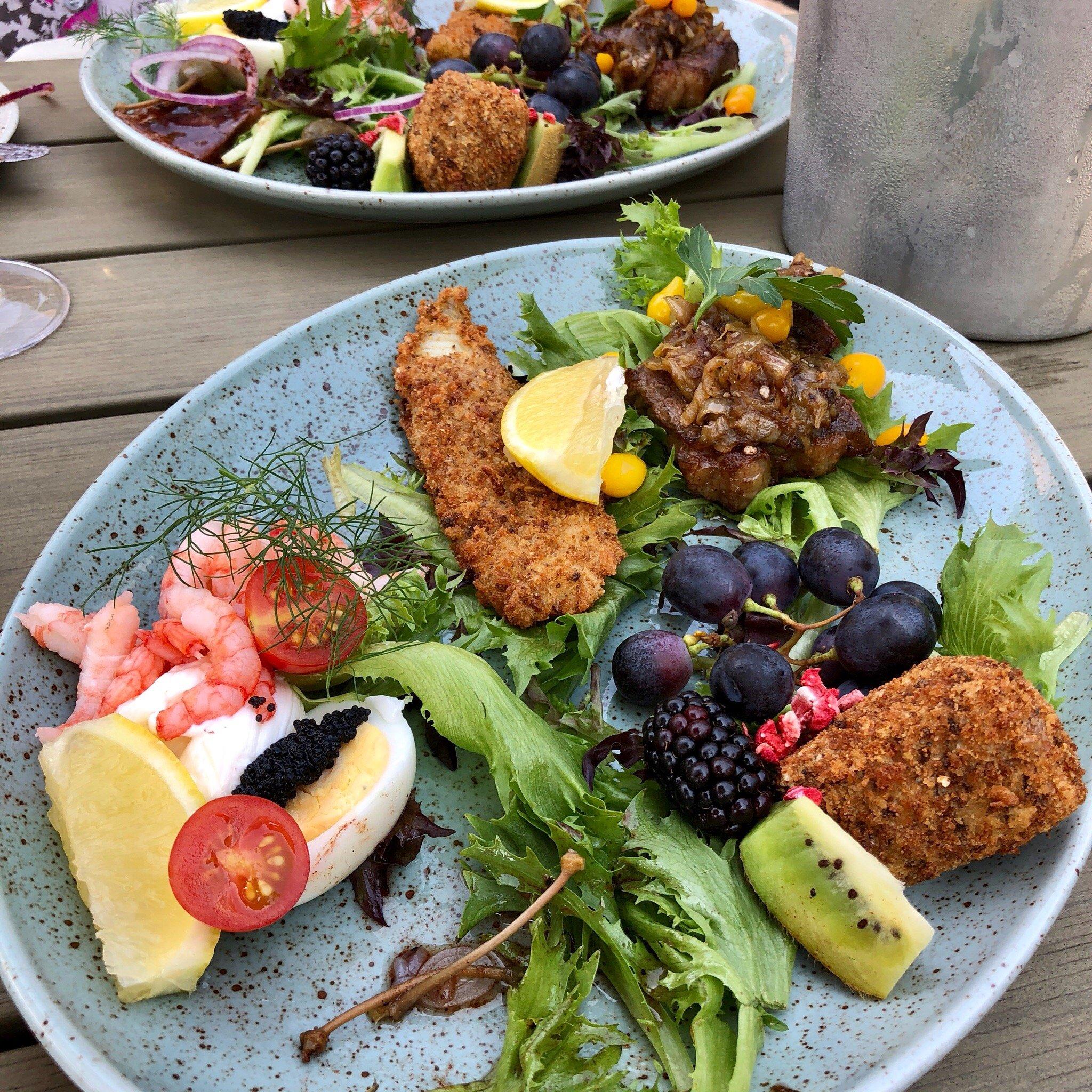 Photo by mikaelghansen