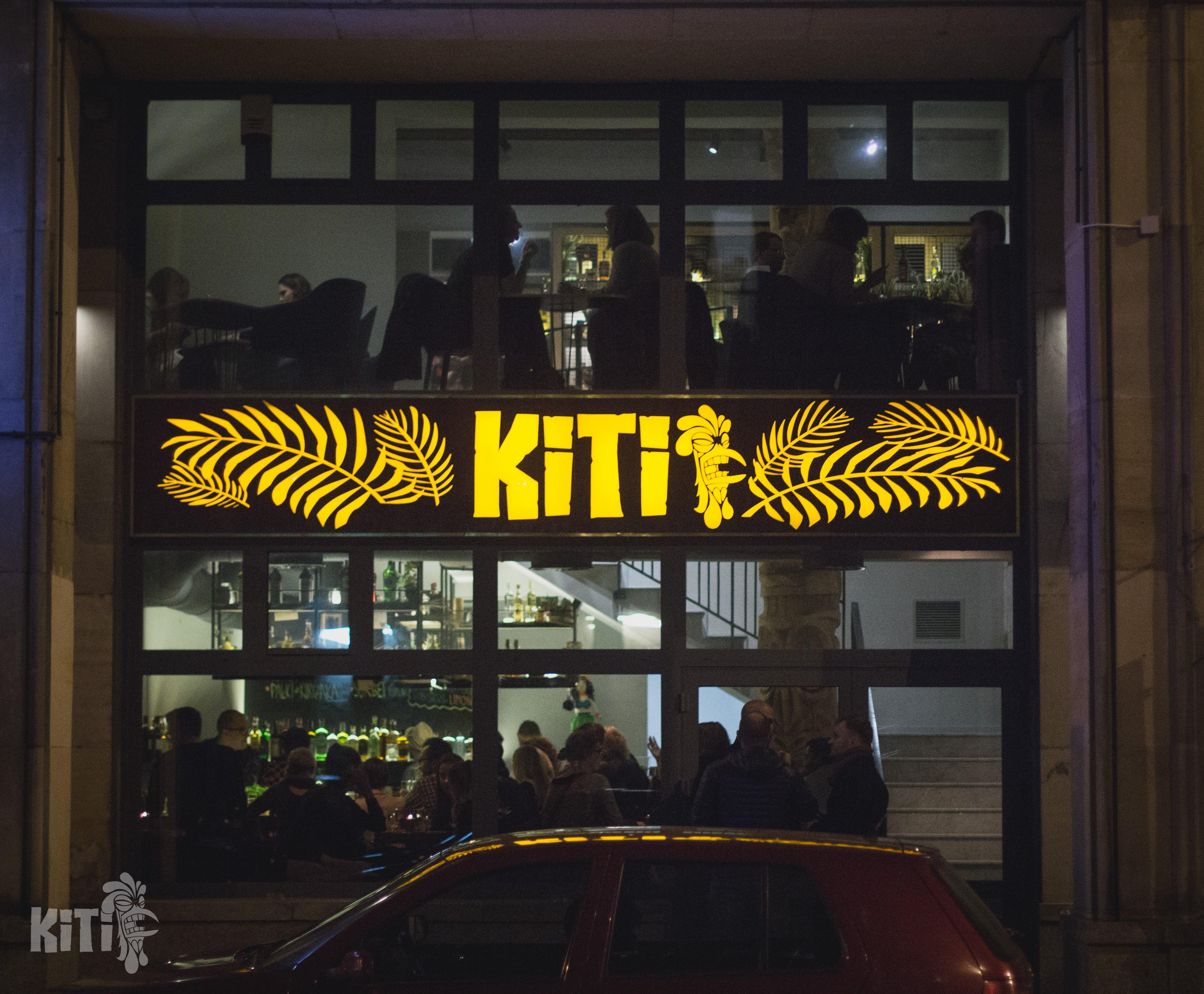 Kiti Bar