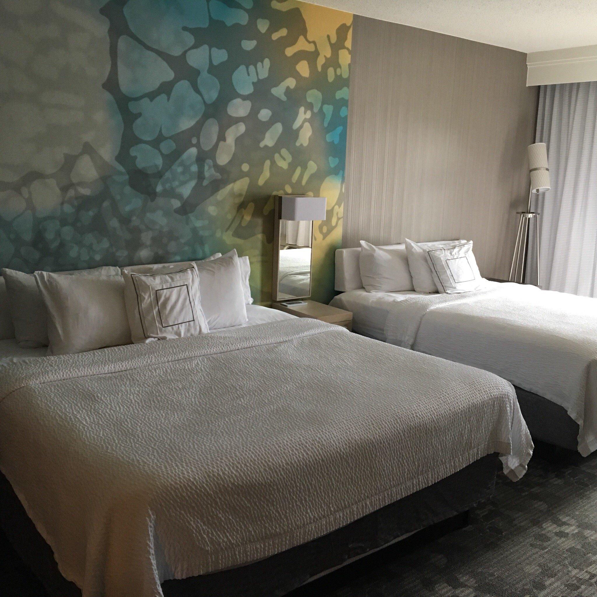 Courtyard by Marriott Erie Ambassador Conference Center