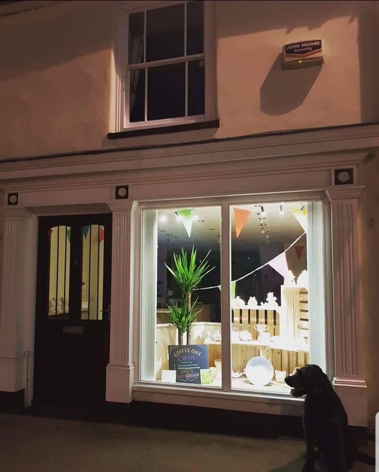 Coffee Cake Create - Pottery Studio & Coffeehouse