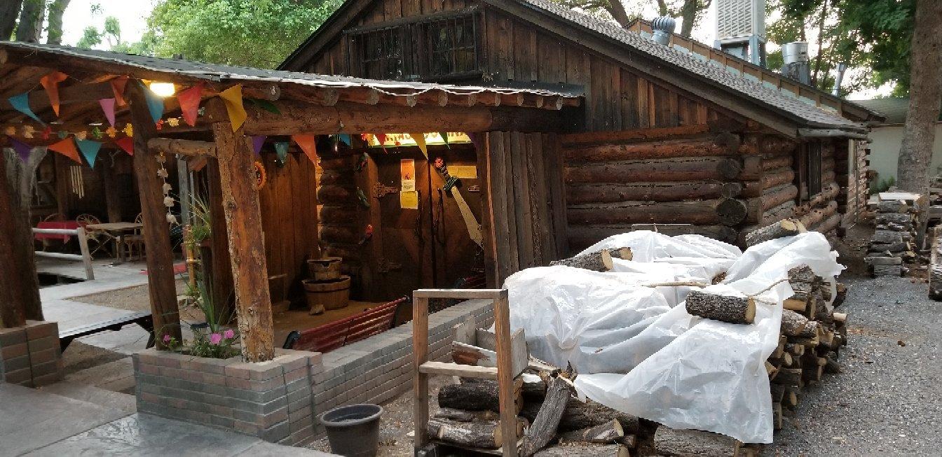 Photo by dahuntraveler