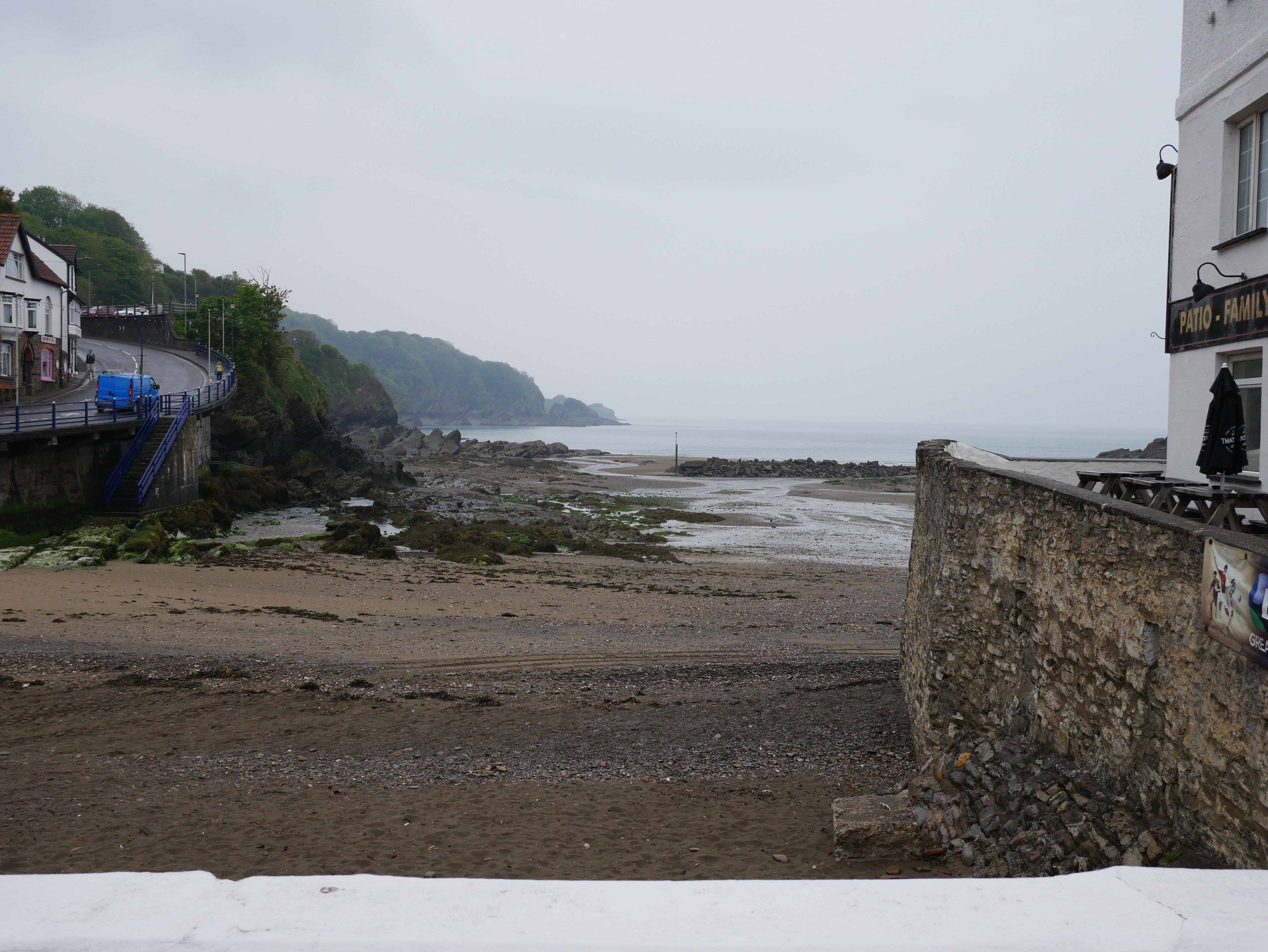 Redwood Cafe & Ice Cream Parlour