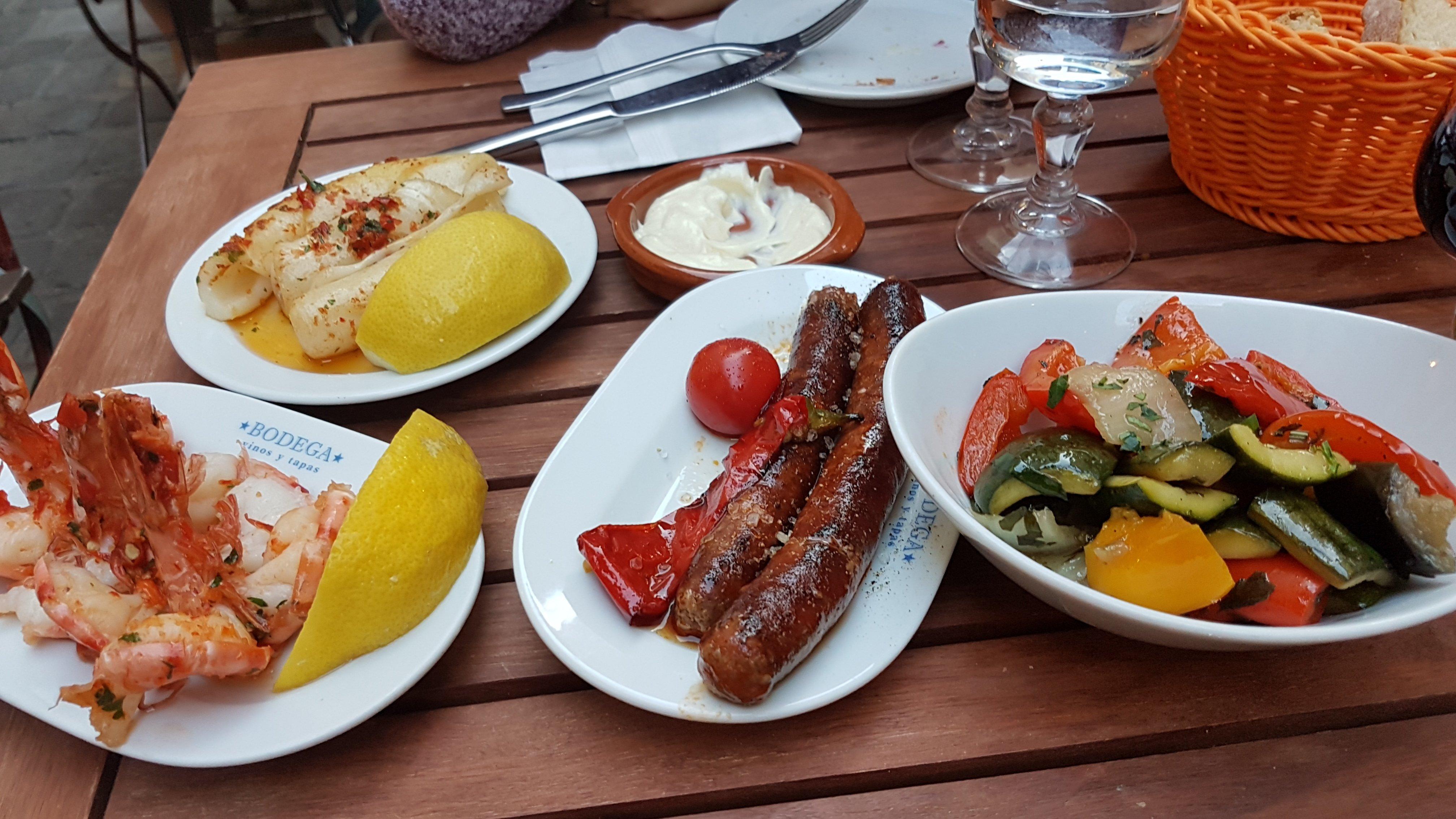 Bodega Vinos y Tapas