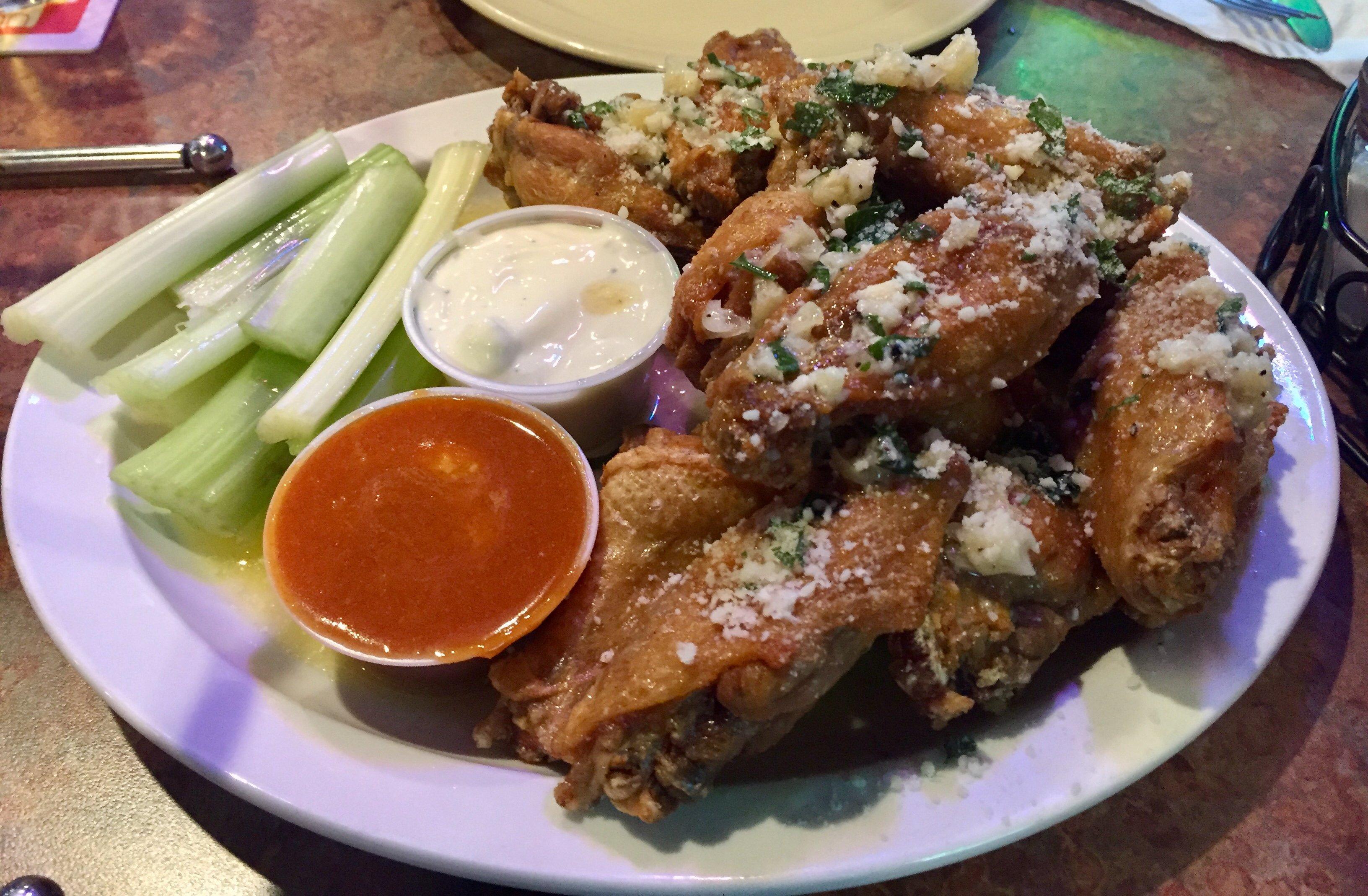 III Guys Restaurant and Sports Bar