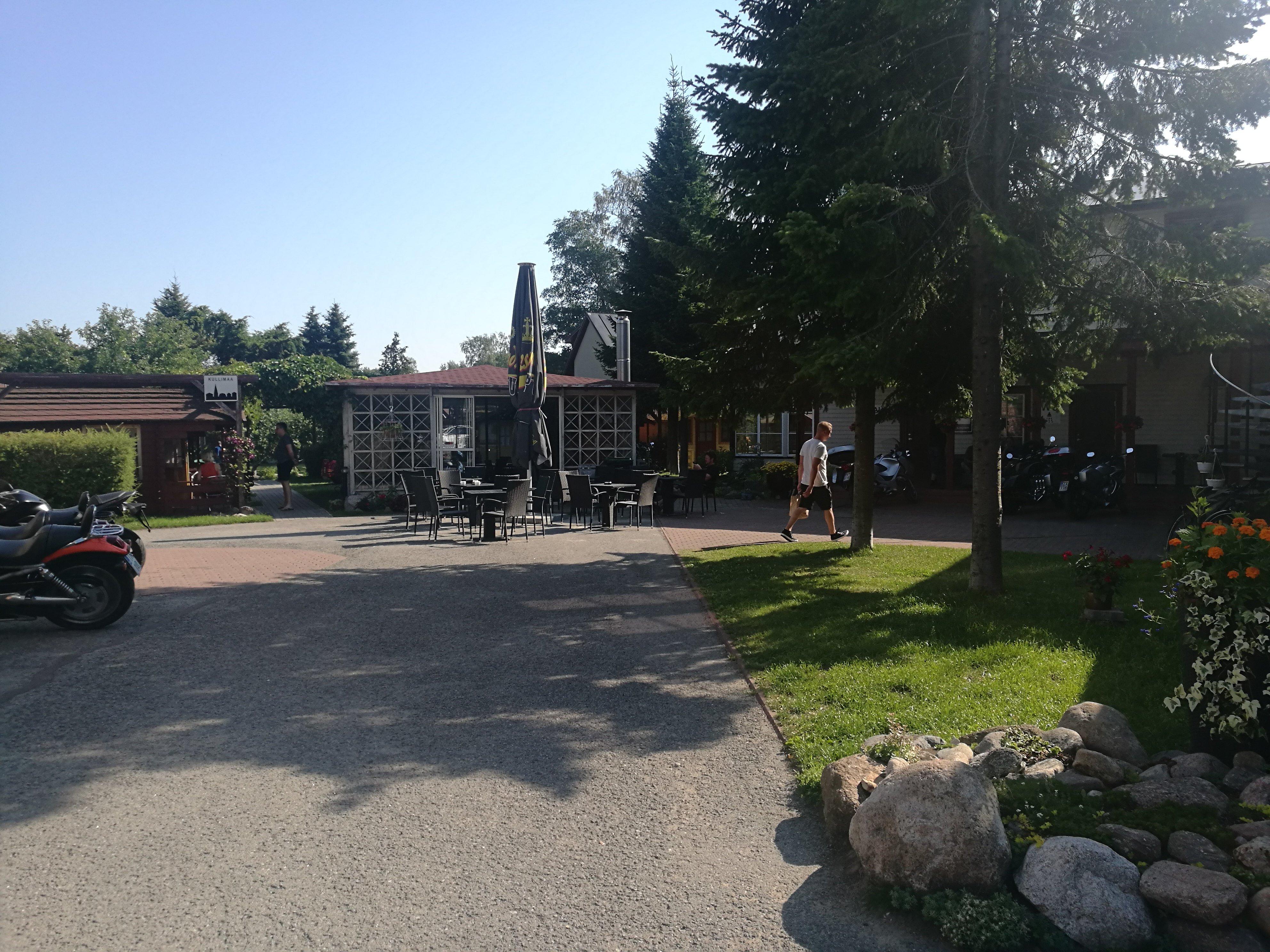 Aleksandri Guesthouse