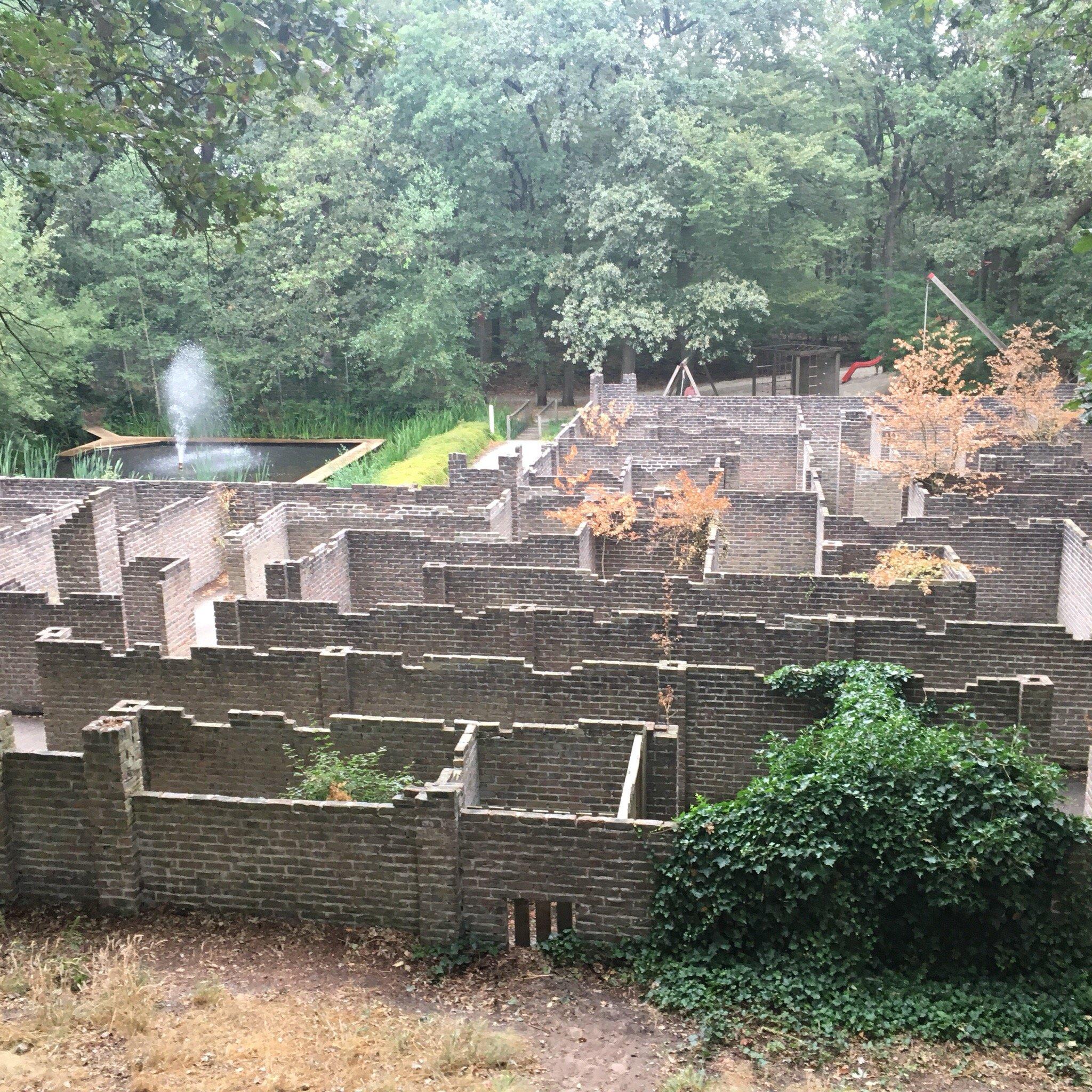 Doolhofpark en Bospaviljoen Bakkeveen