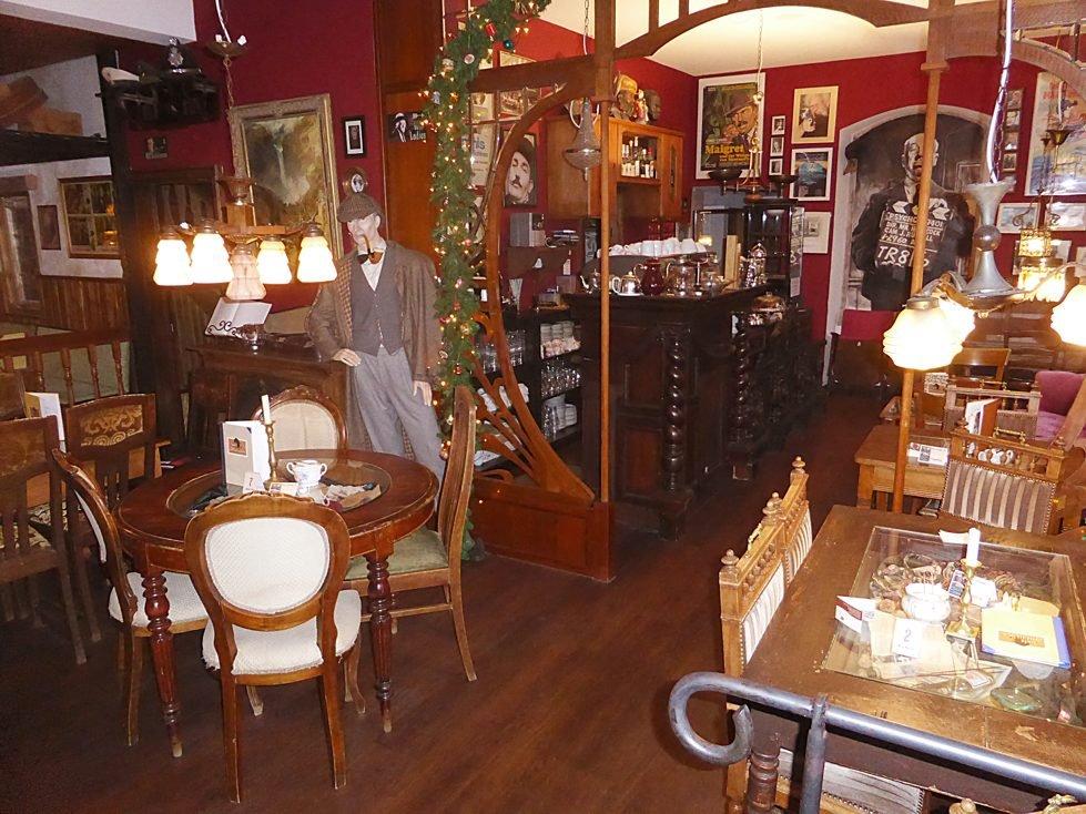 Café Sherlock