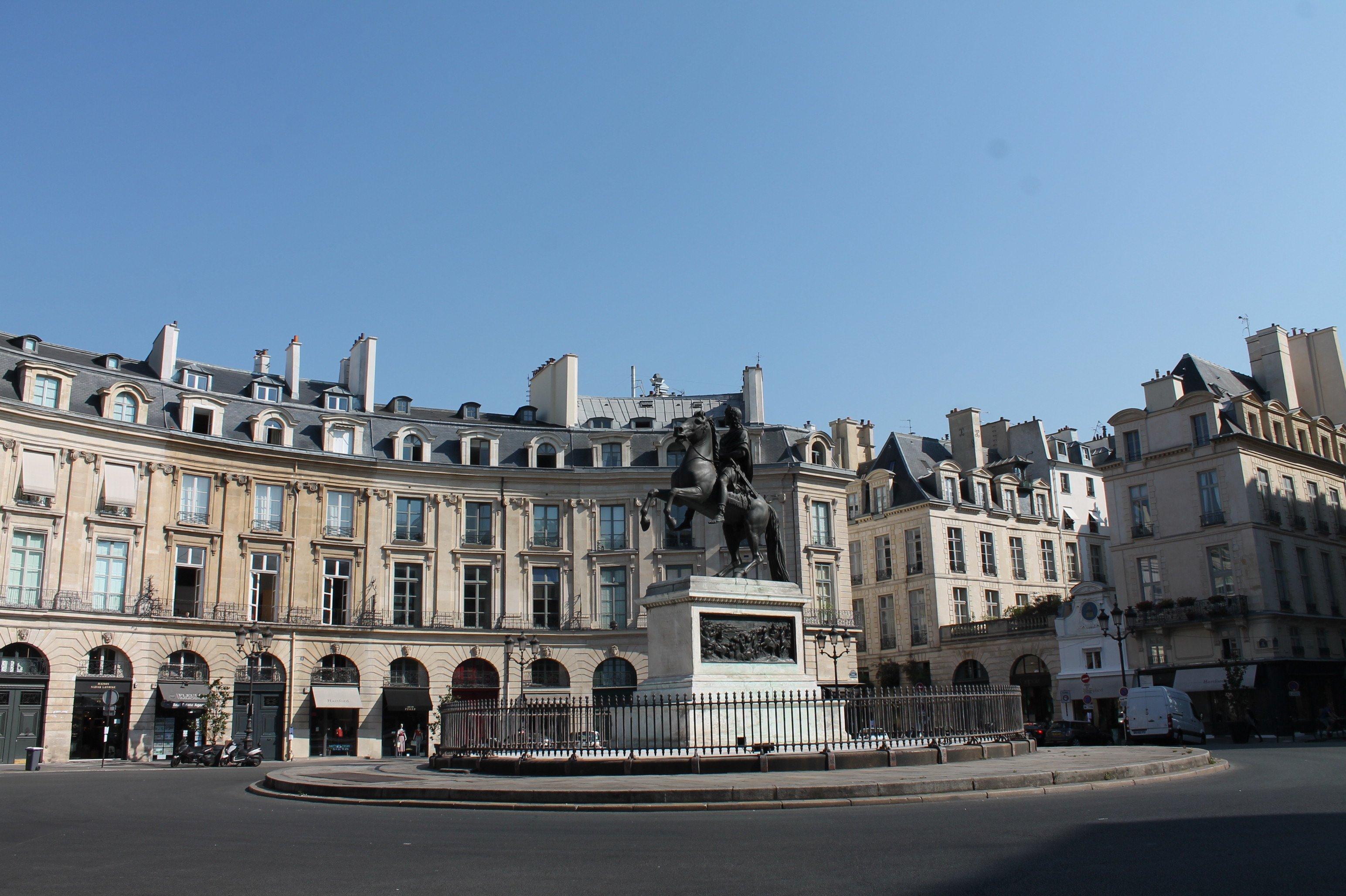 Place des Victoires