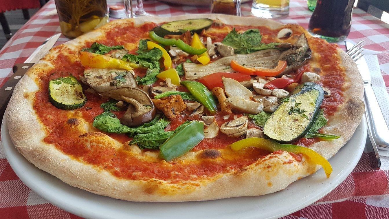 Trattoria Piazza Rossa