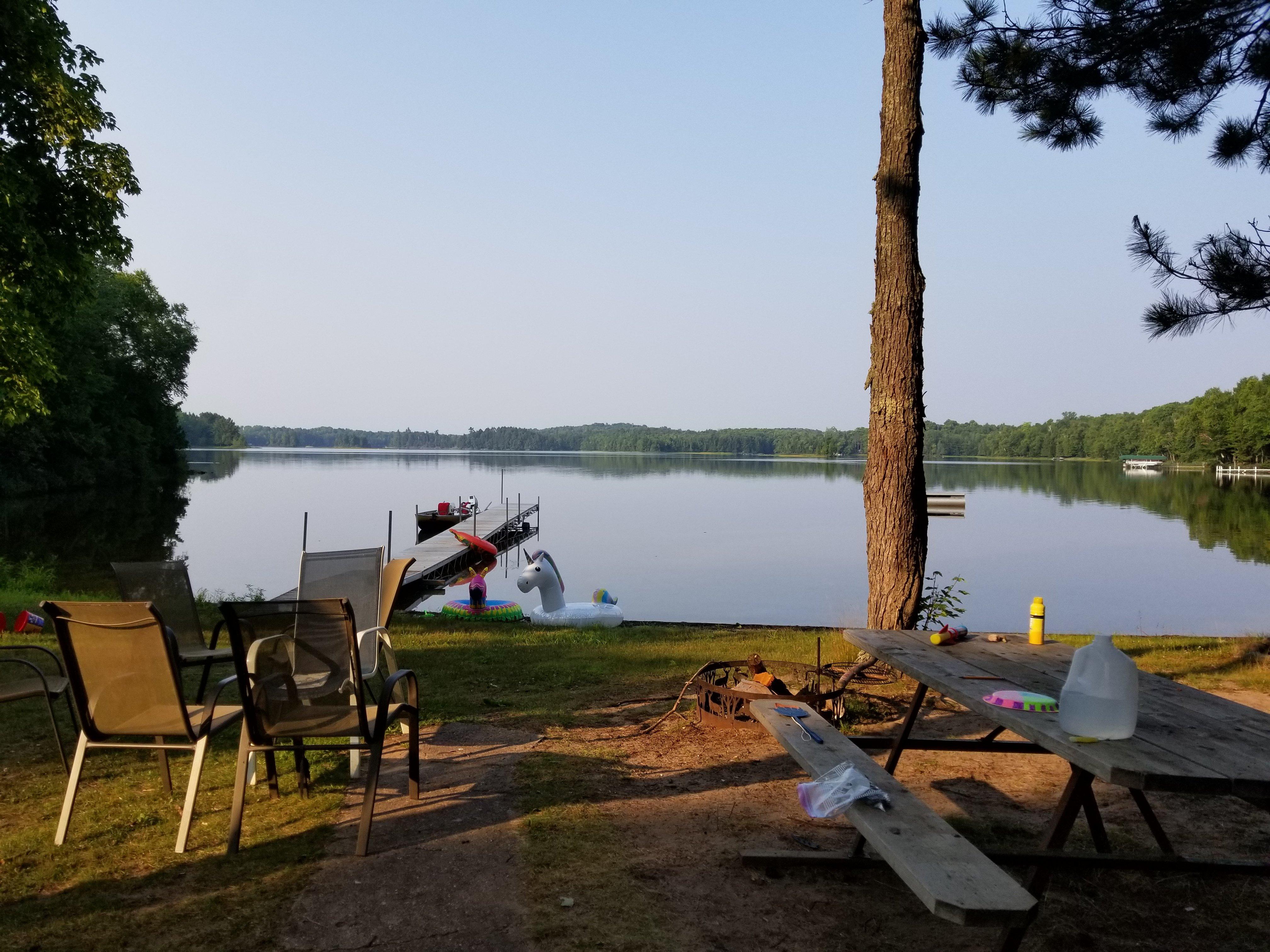 Zastrows Lynx Lake Resort & Bar