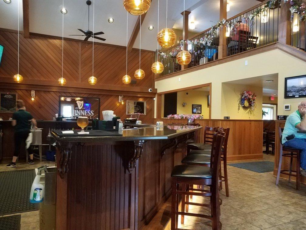 Cora's Creekside Tavern