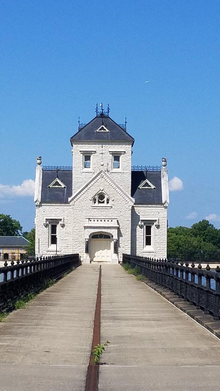 Photo by ManningAvenger