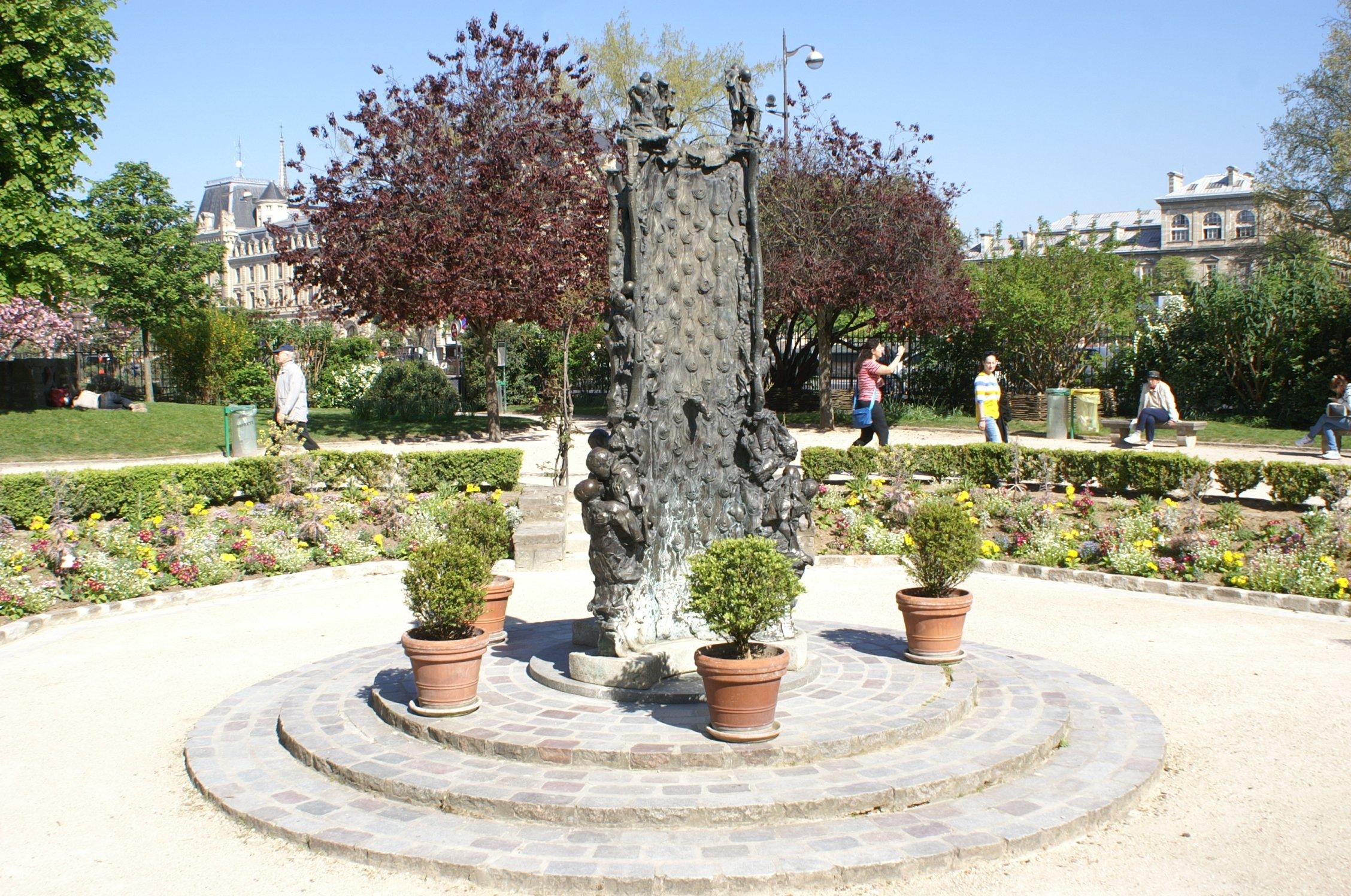 Fontaine de Georges Jeanclos