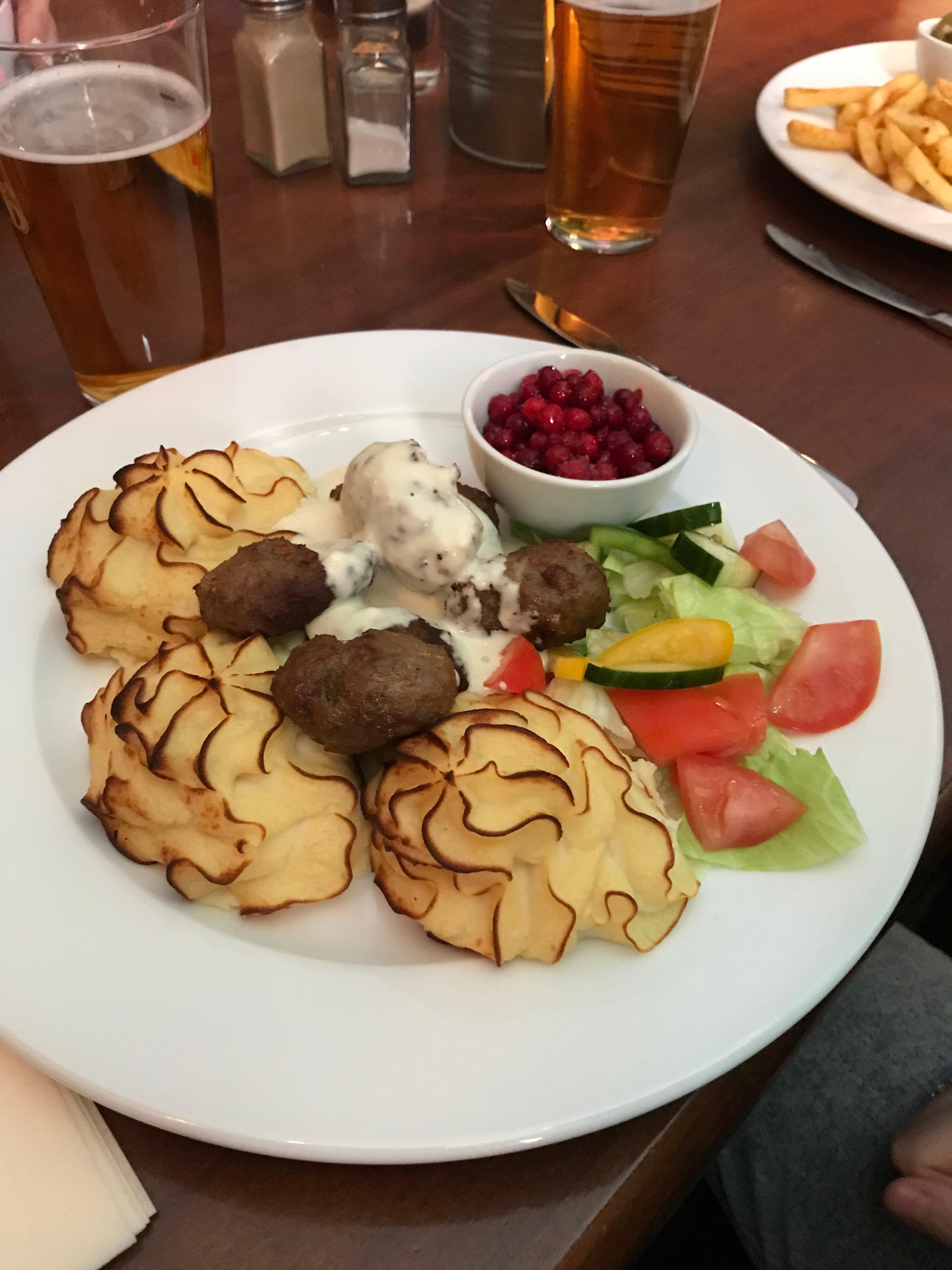 Photo by Christia_Htr