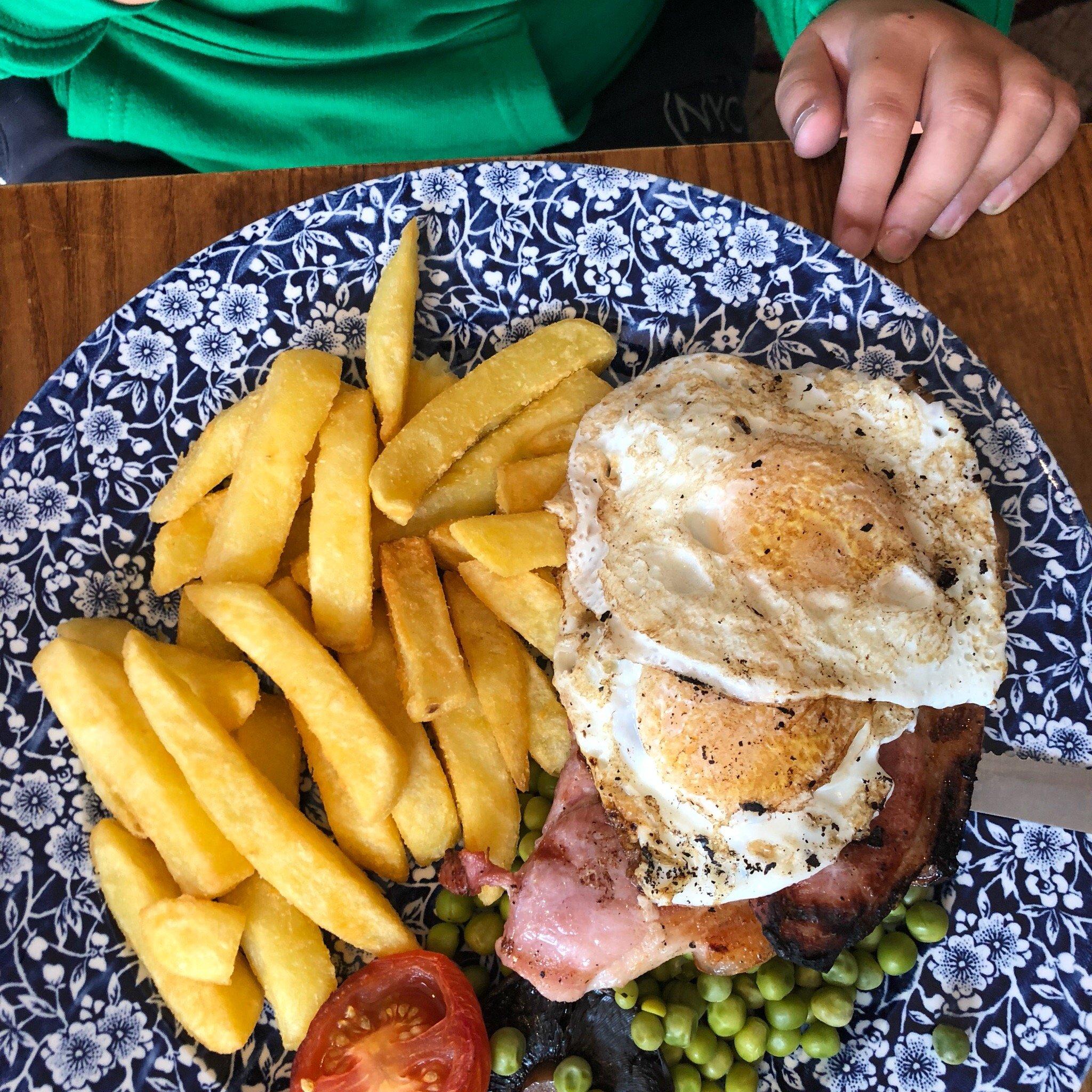 The Admiral Collingwood