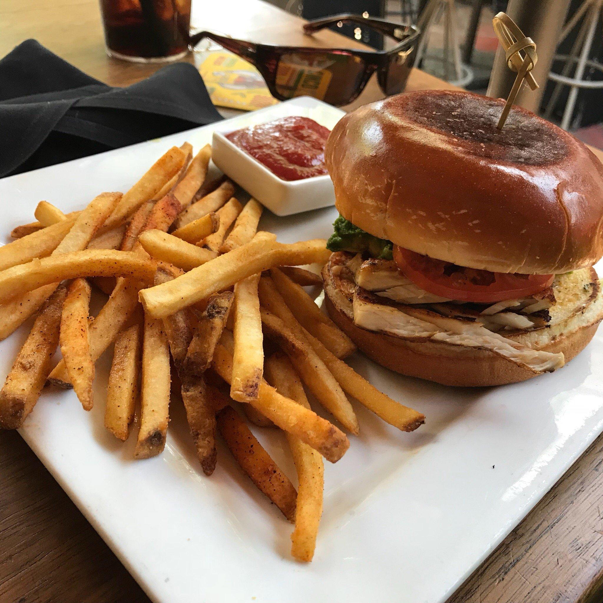 Photo by SaraAntonLargo